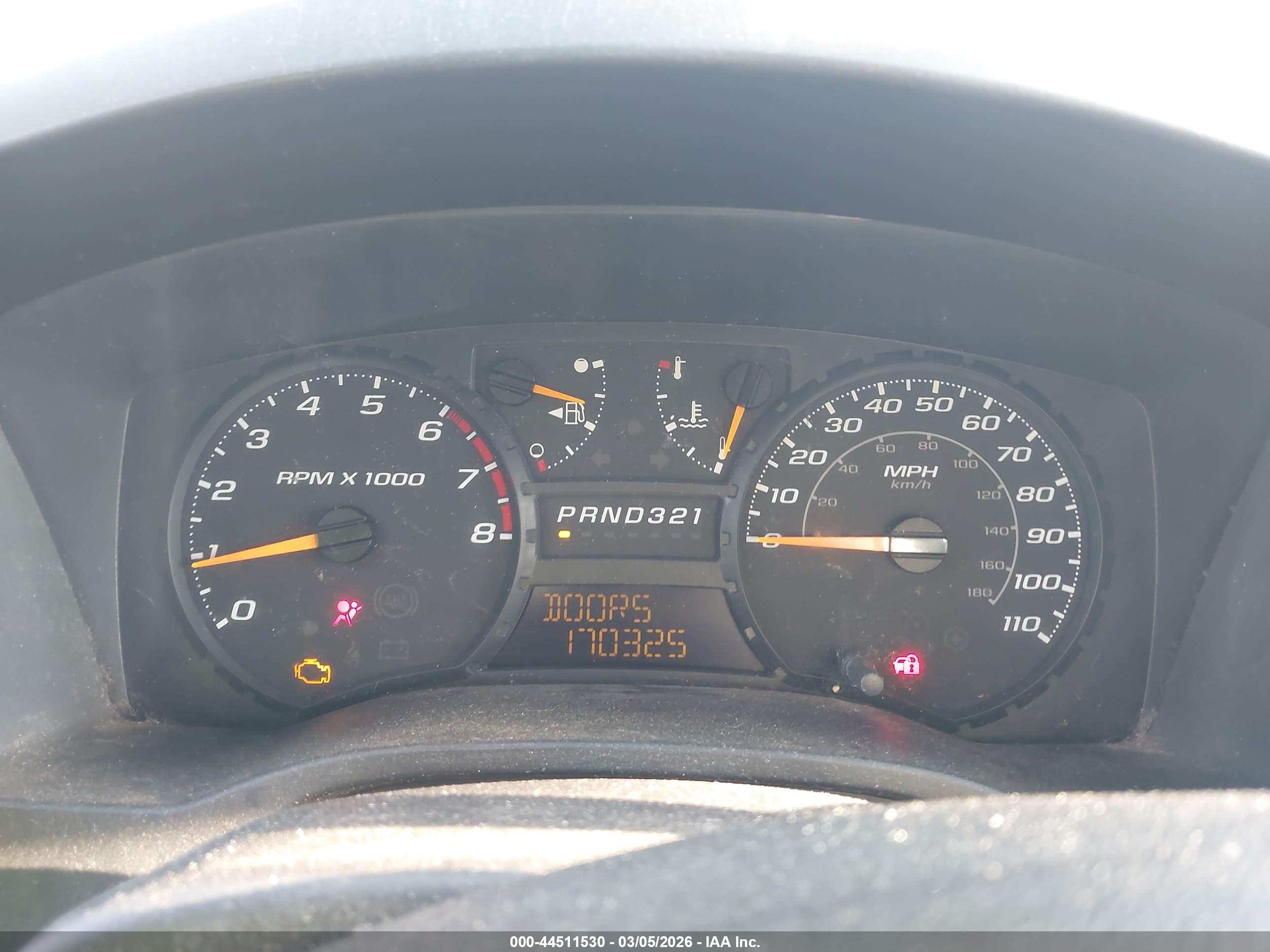 CHEVROLET COLORADO image 7