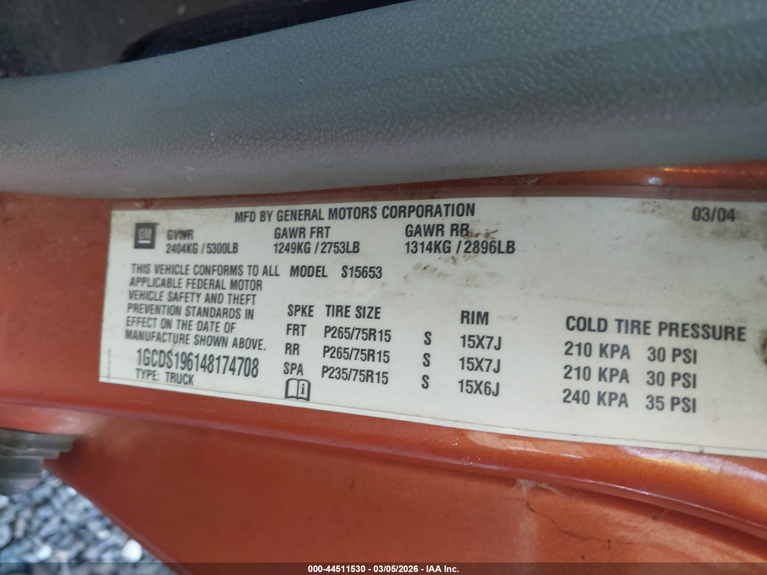 CHEVROLET COLORADO image 9