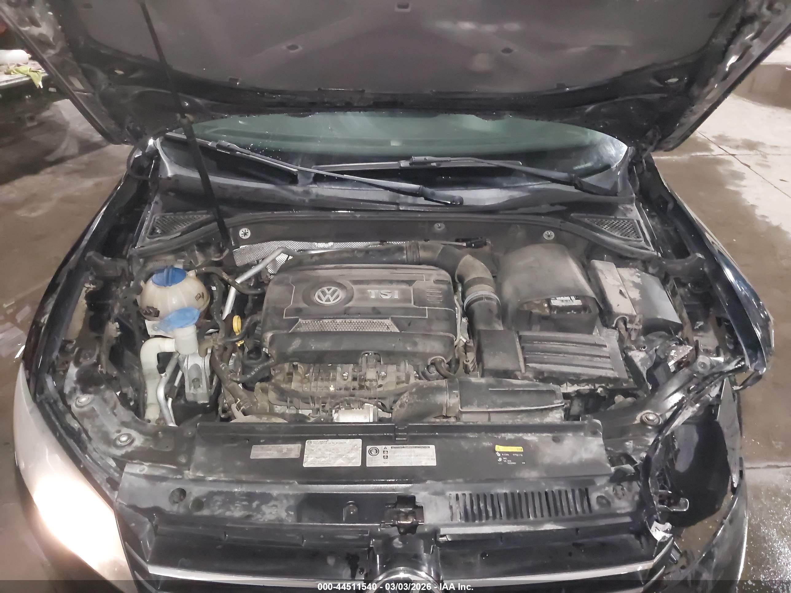 VOLKSWAGEN PASSAT image 10