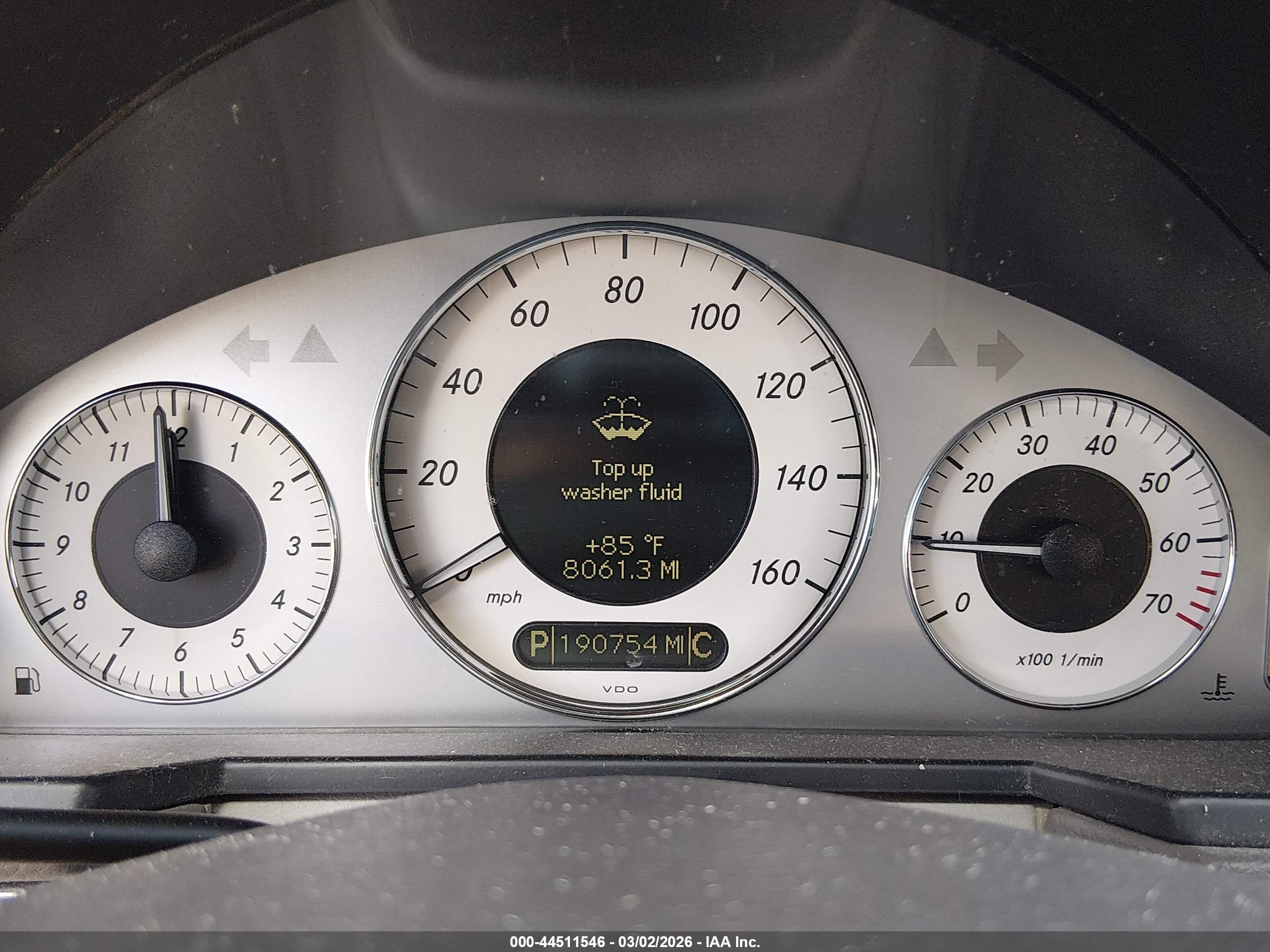 MERCEDES-BENZ E image 7