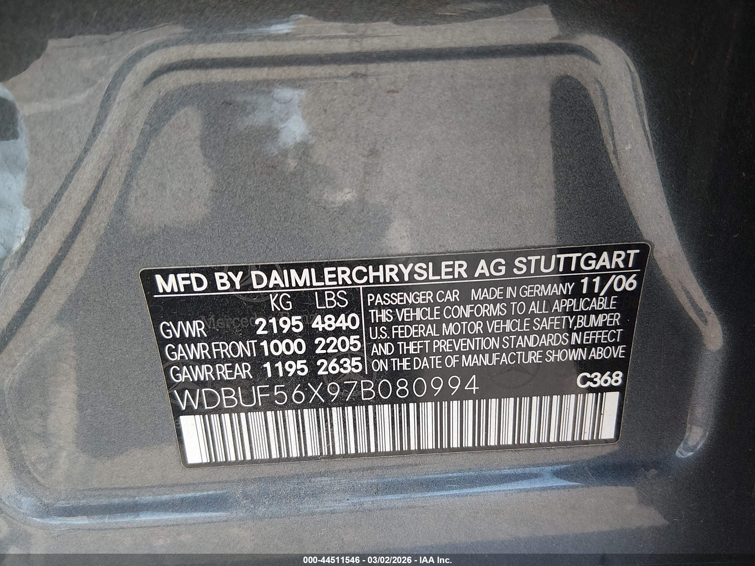MERCEDES-BENZ E image 9