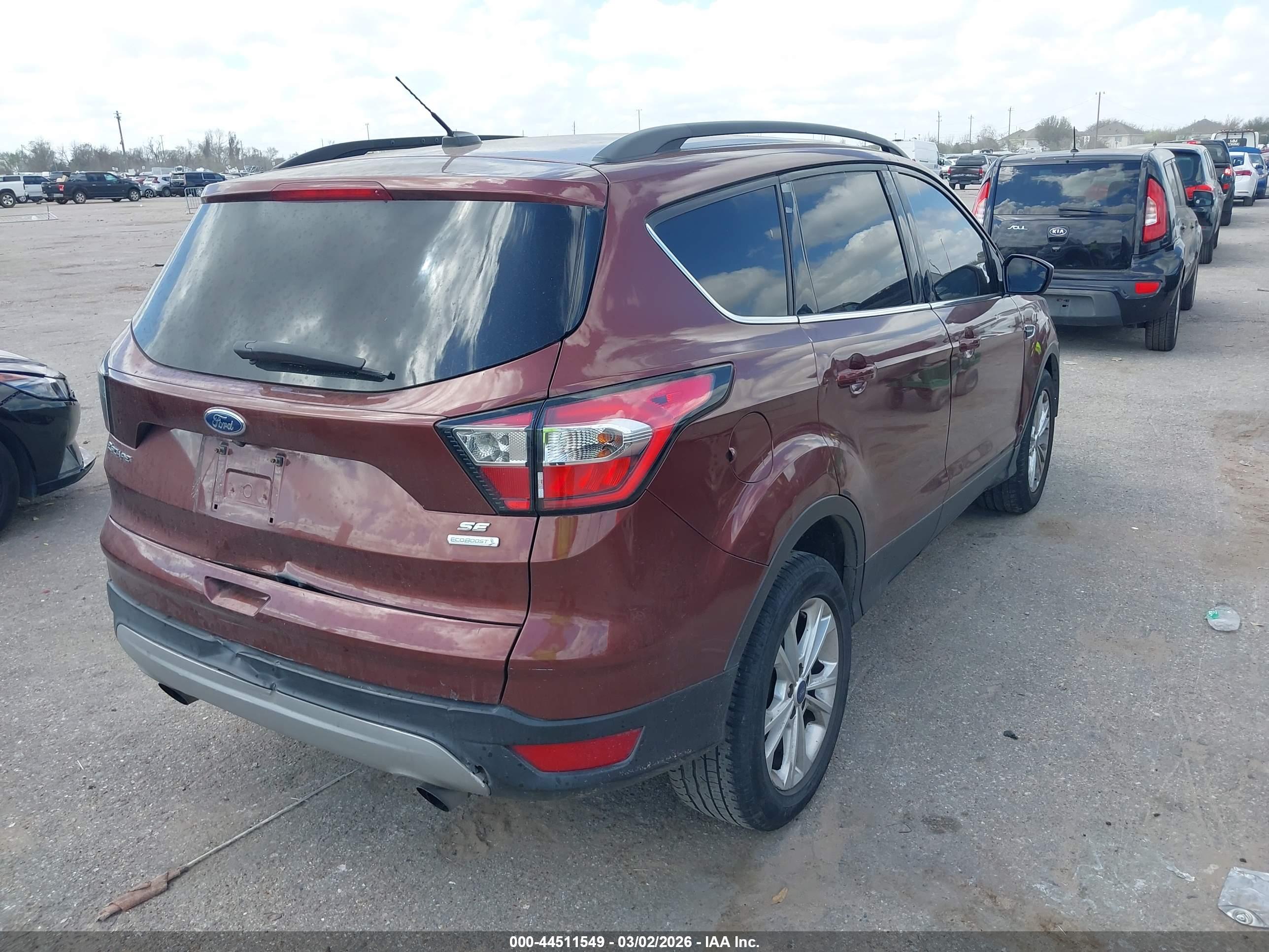FORD ESCAPE image 4