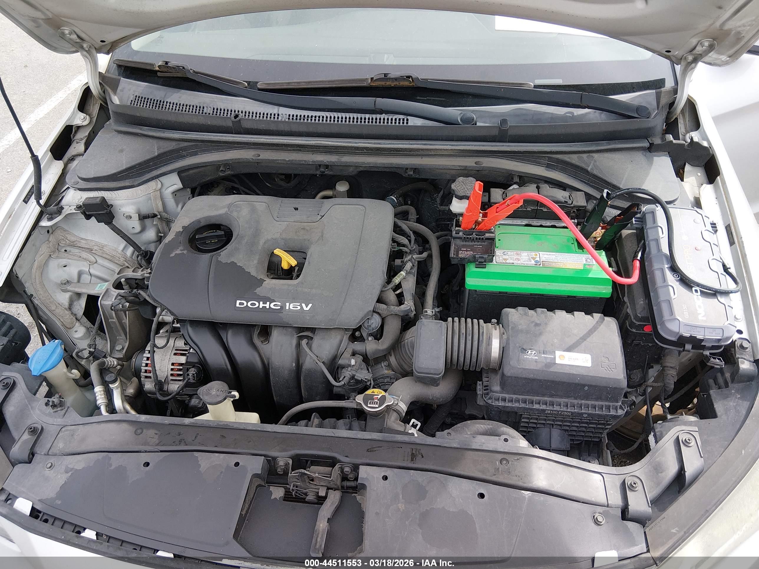 HYUNDAI ELANTRA image 10