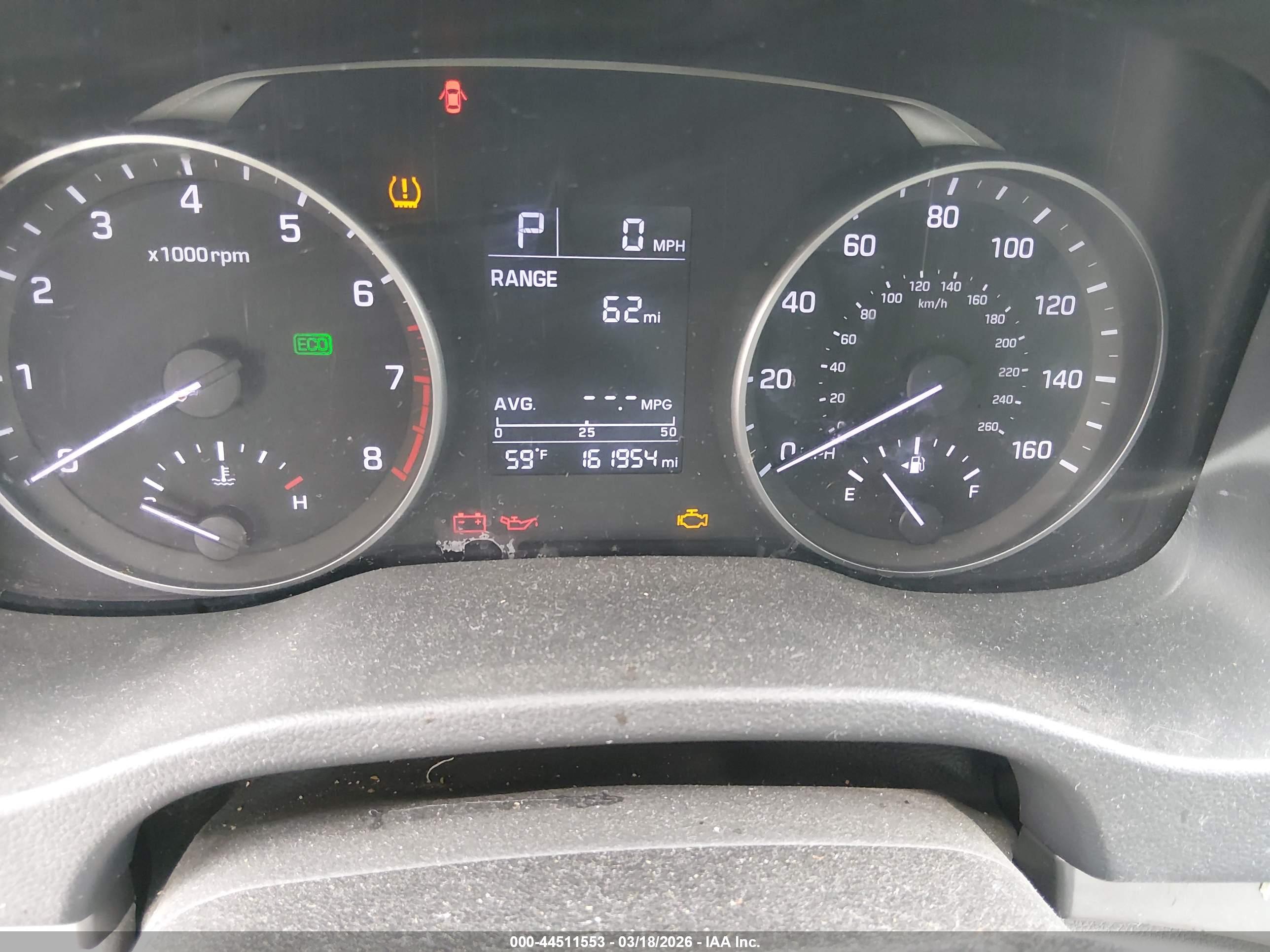 HYUNDAI ELANTRA image 7