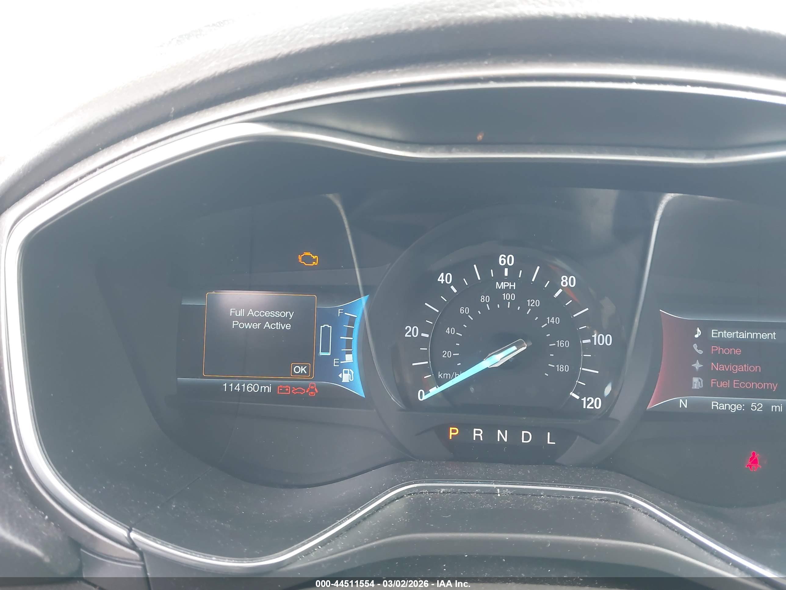 FORD FUSION image 7