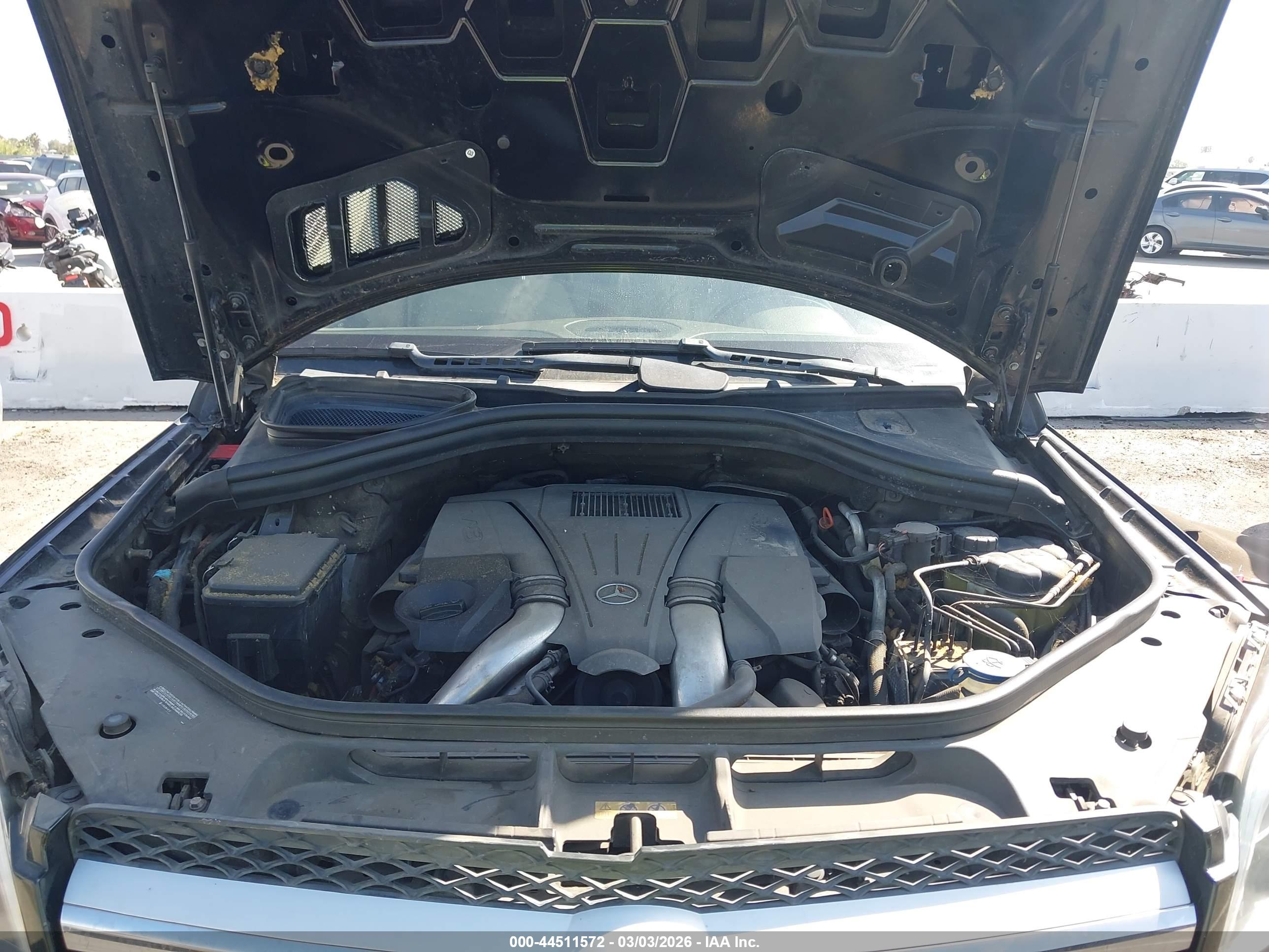 MERCEDES-BENZ GL image 10