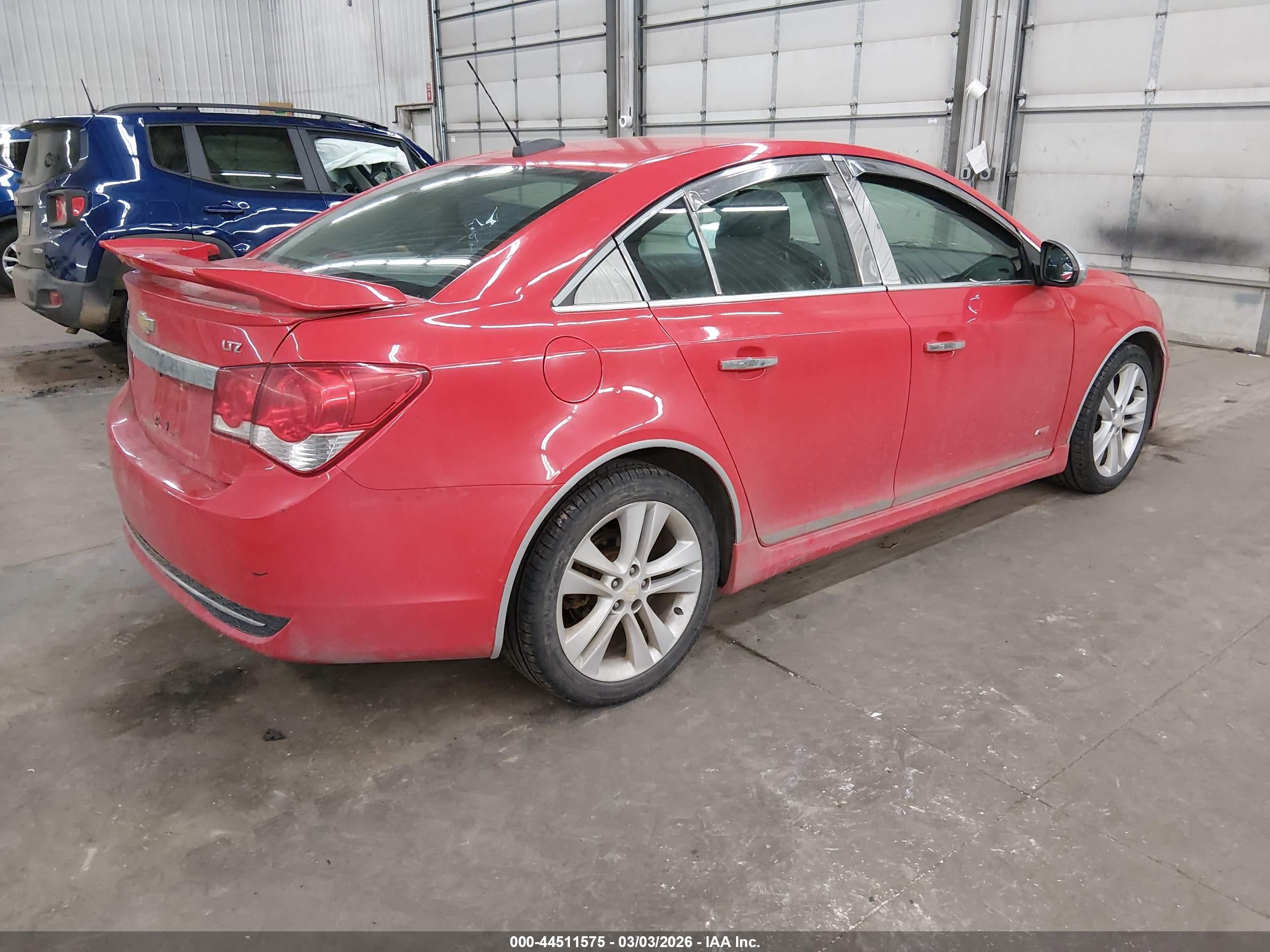 CHEVROLET CRUZE image 4