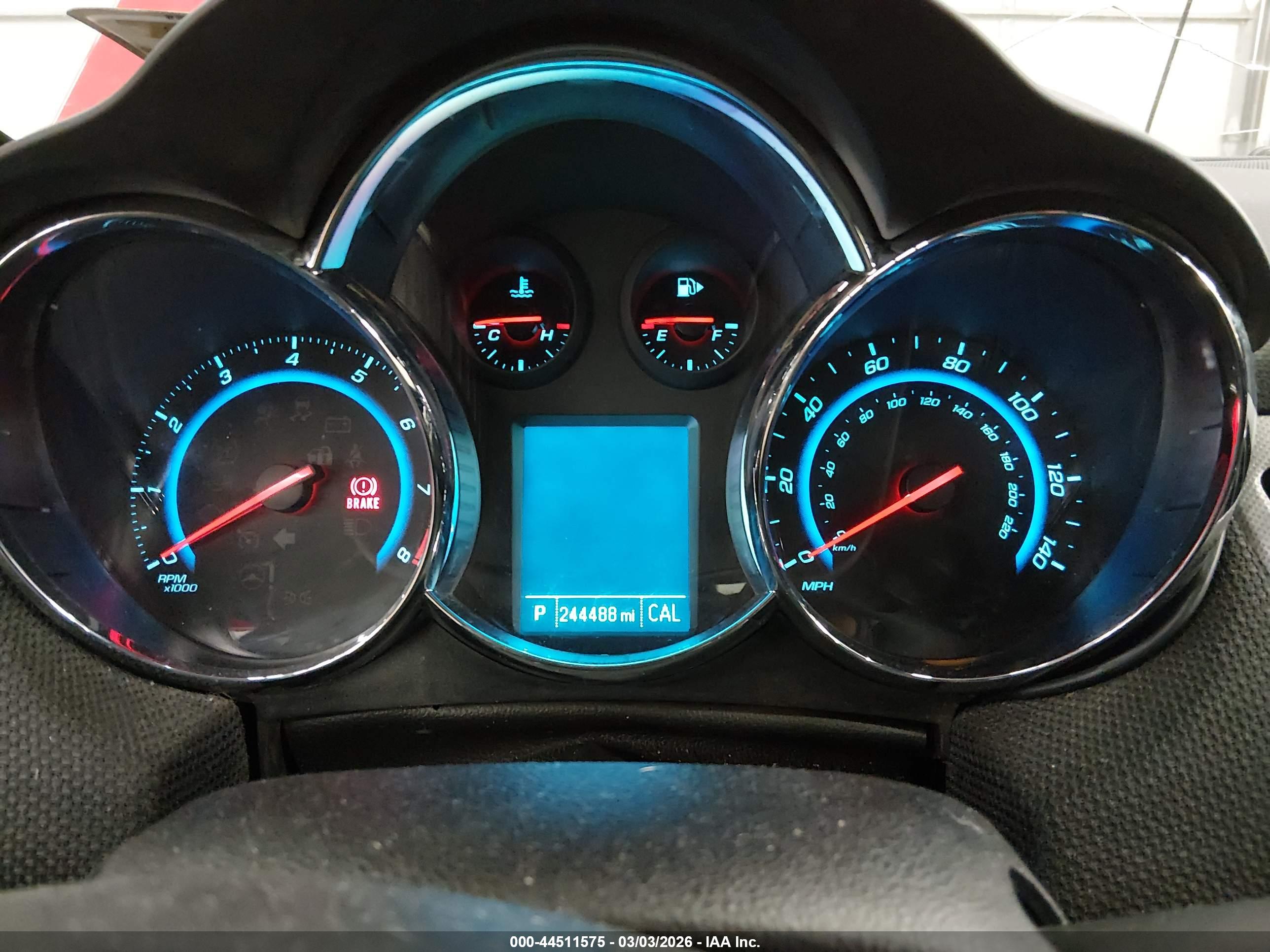 CHEVROLET CRUZE image 7