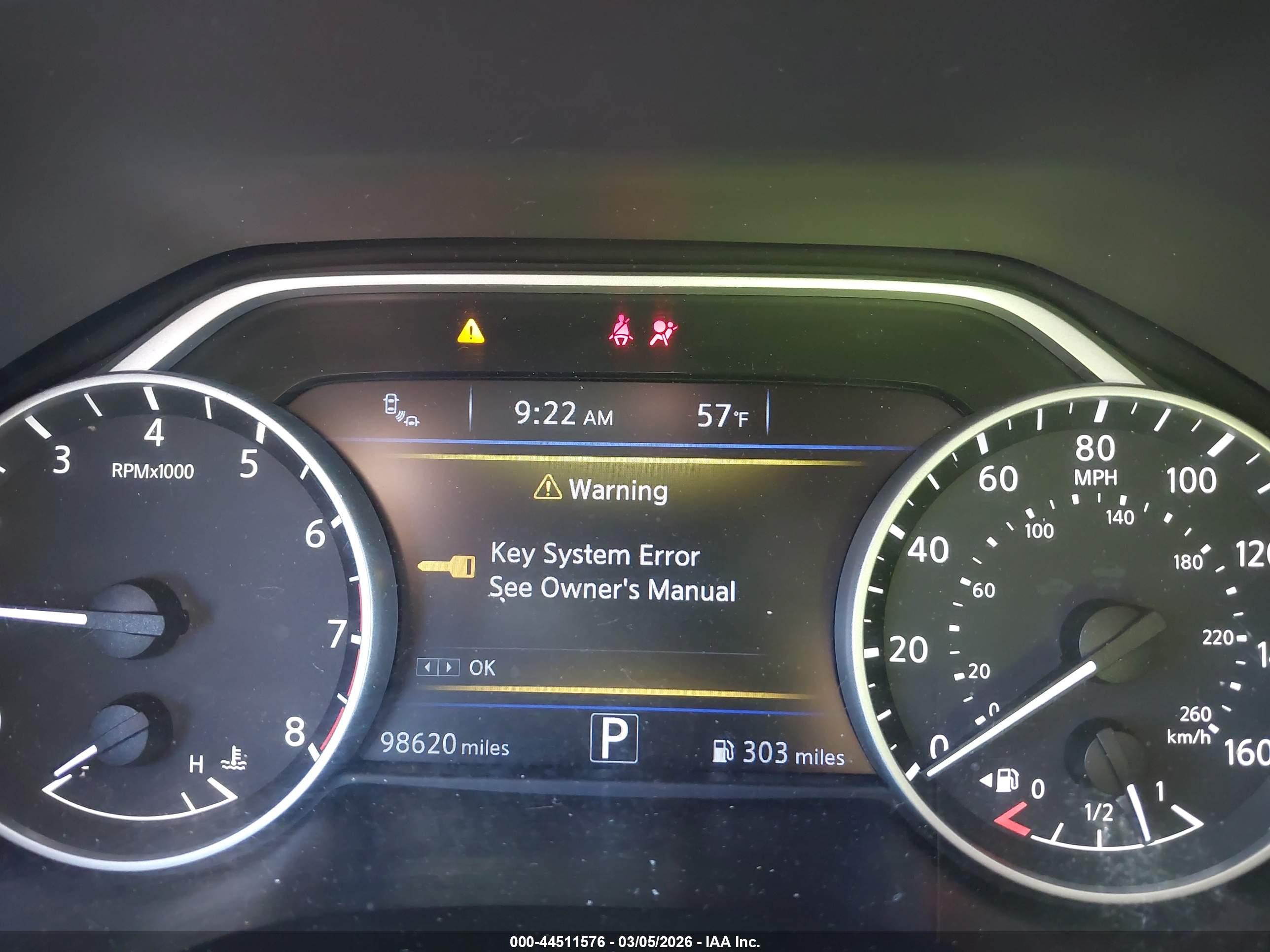 NISSAN MAXIMA image 7