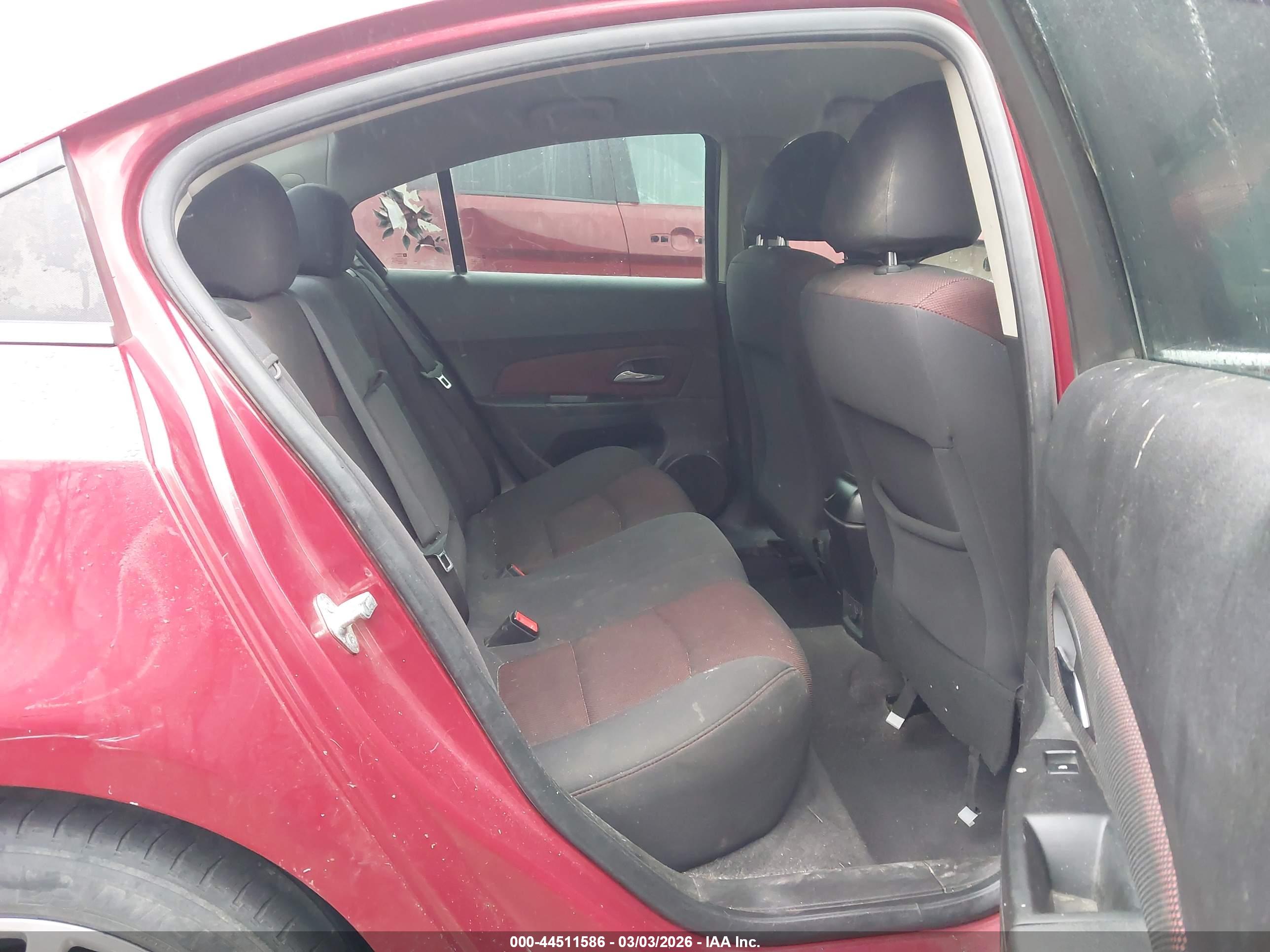 CHEVROLET CRUZE image 8