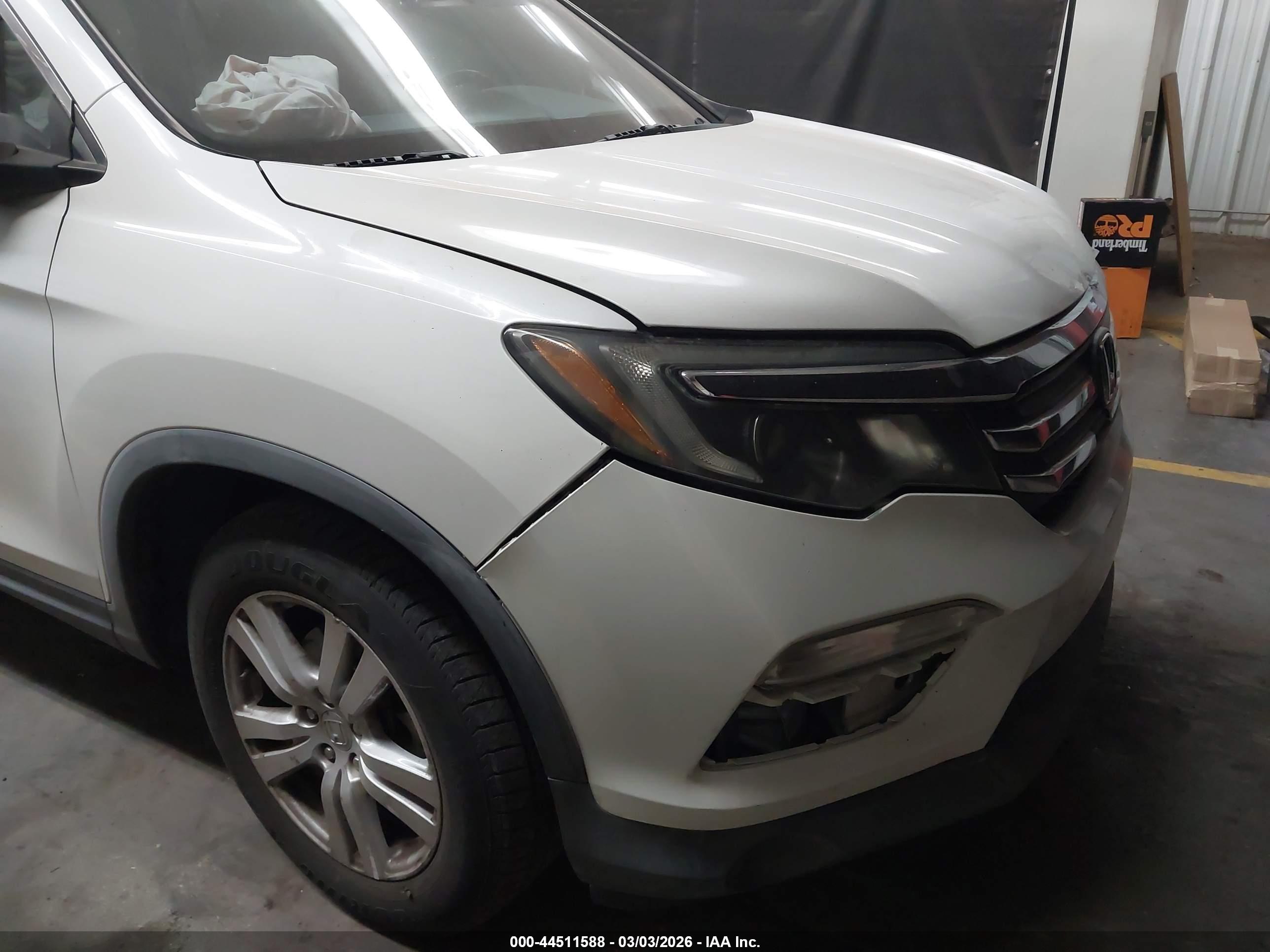 HONDA PILOT image 6