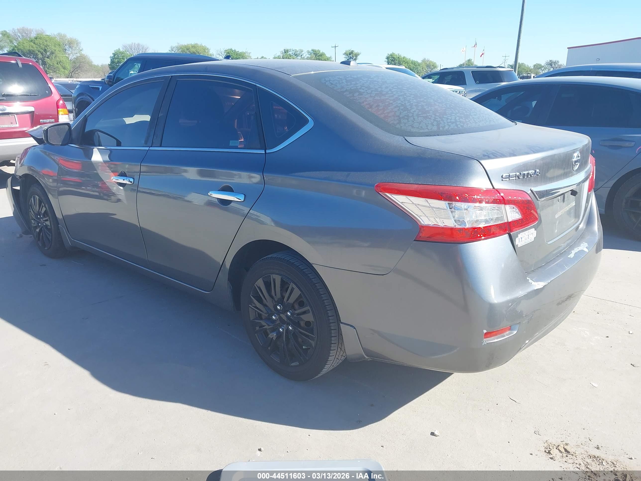 NISSAN SENTRA image 3