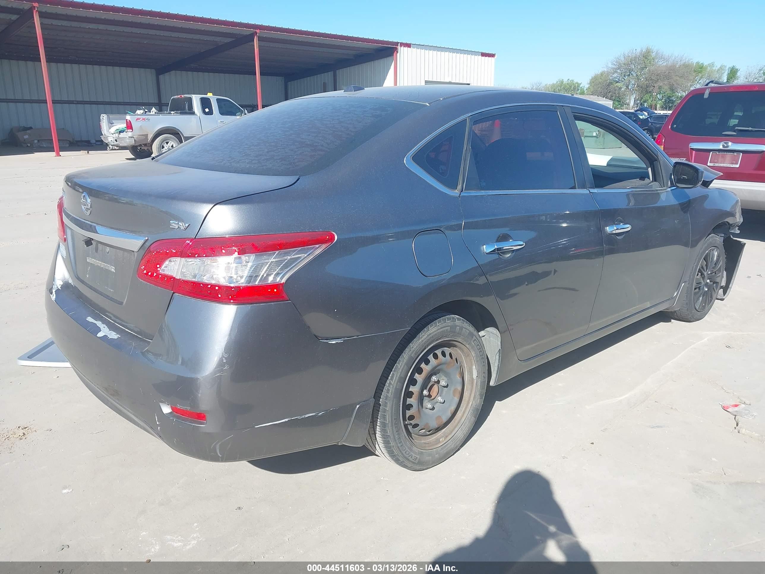 NISSAN SENTRA image 4