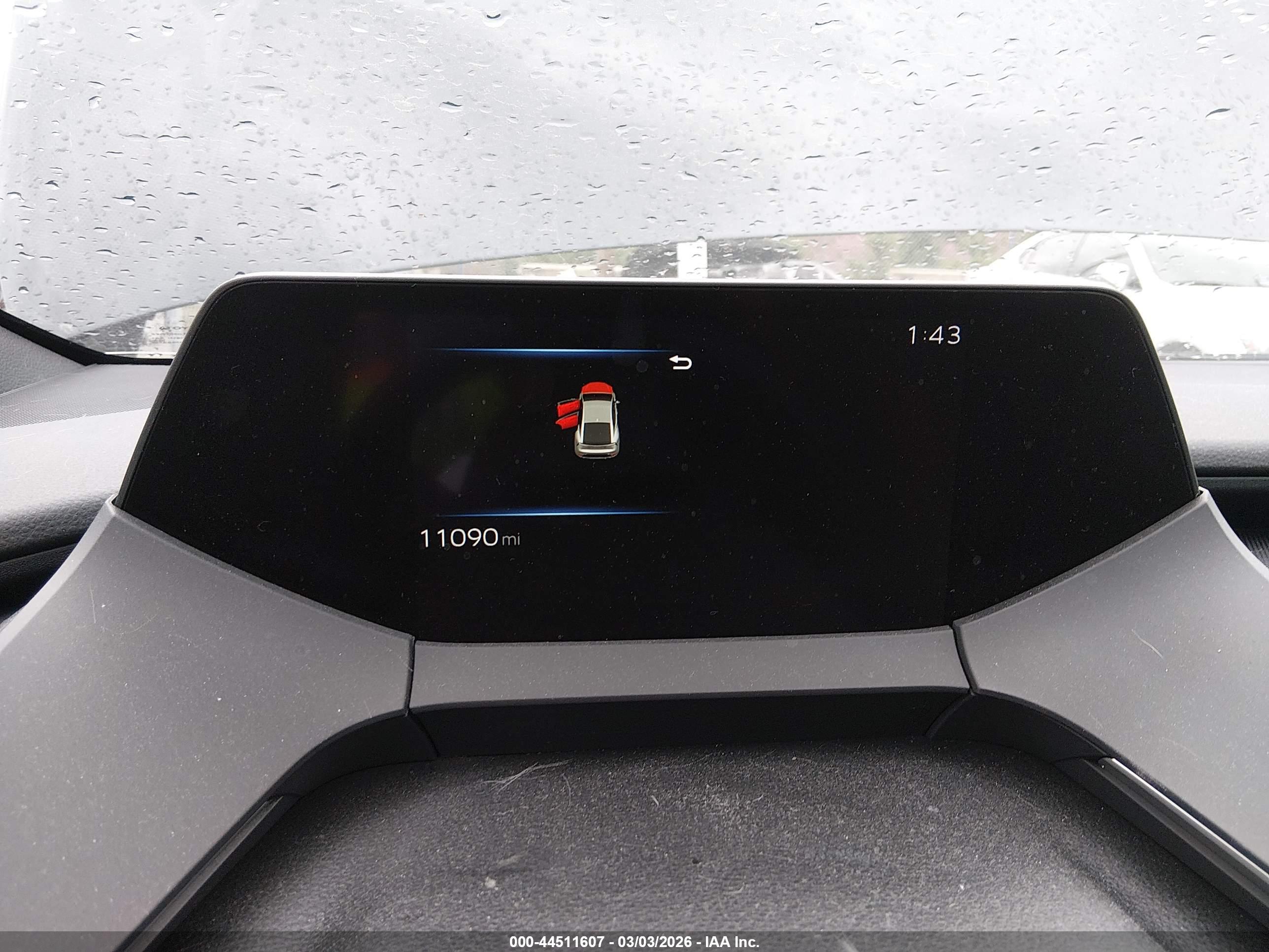 TOYOTA PRIUS image 7