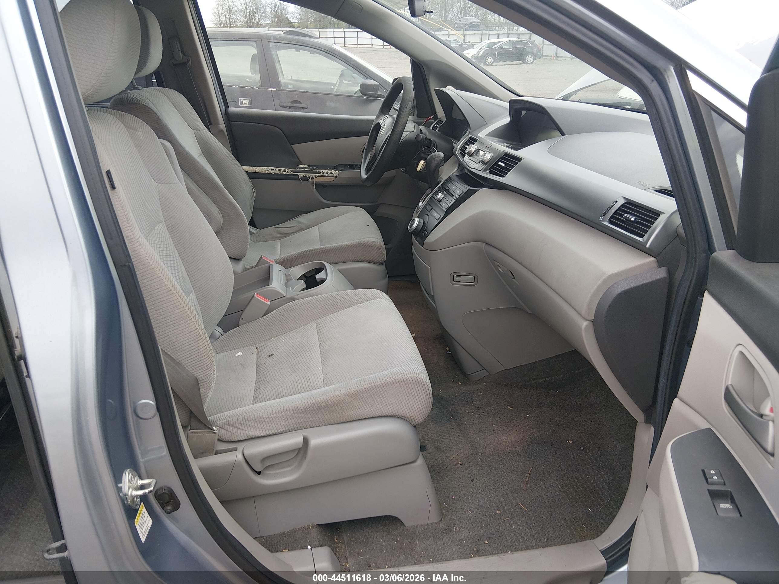 HONDA ODYSSEY image 5