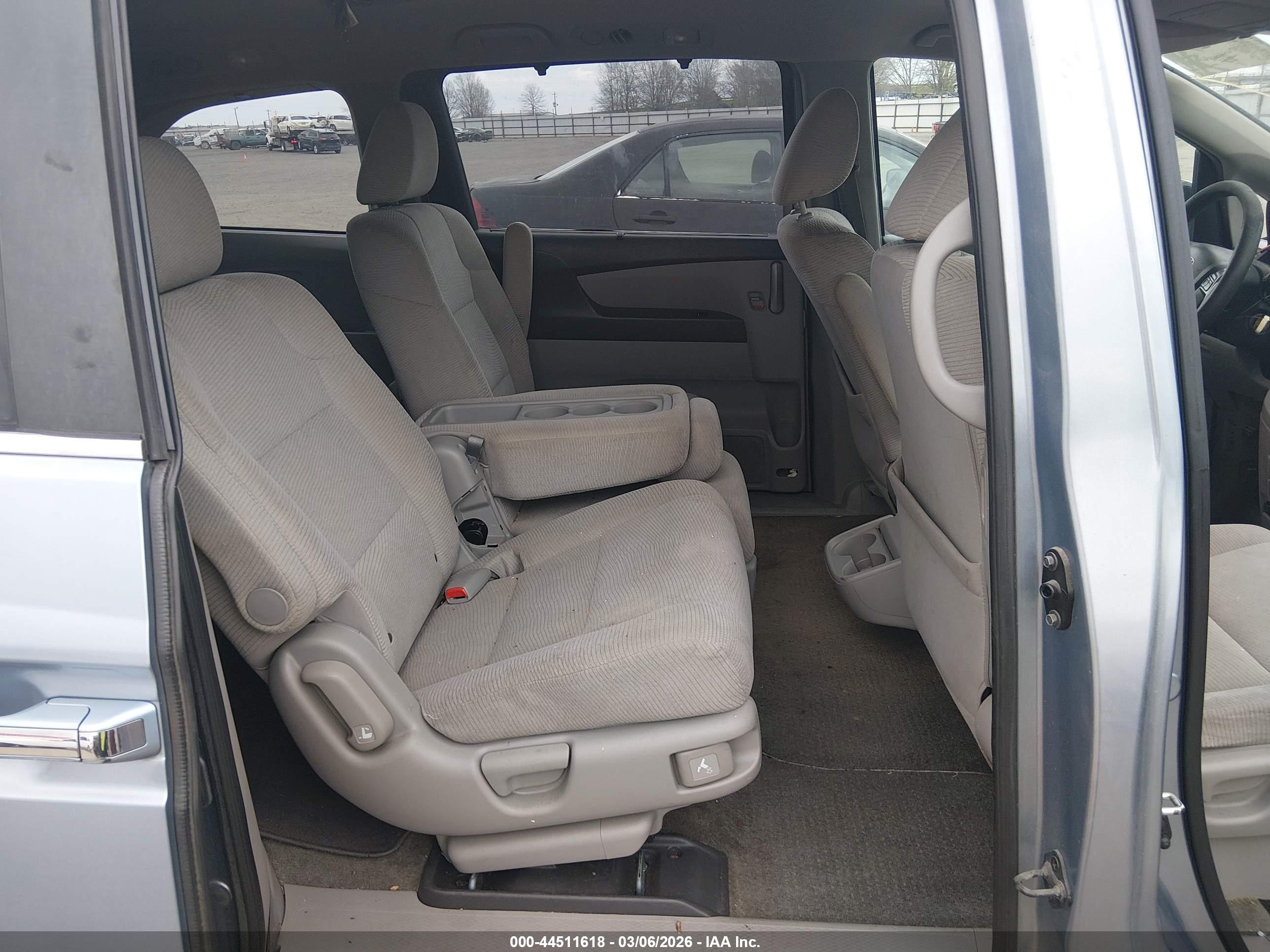 HONDA ODYSSEY image 8