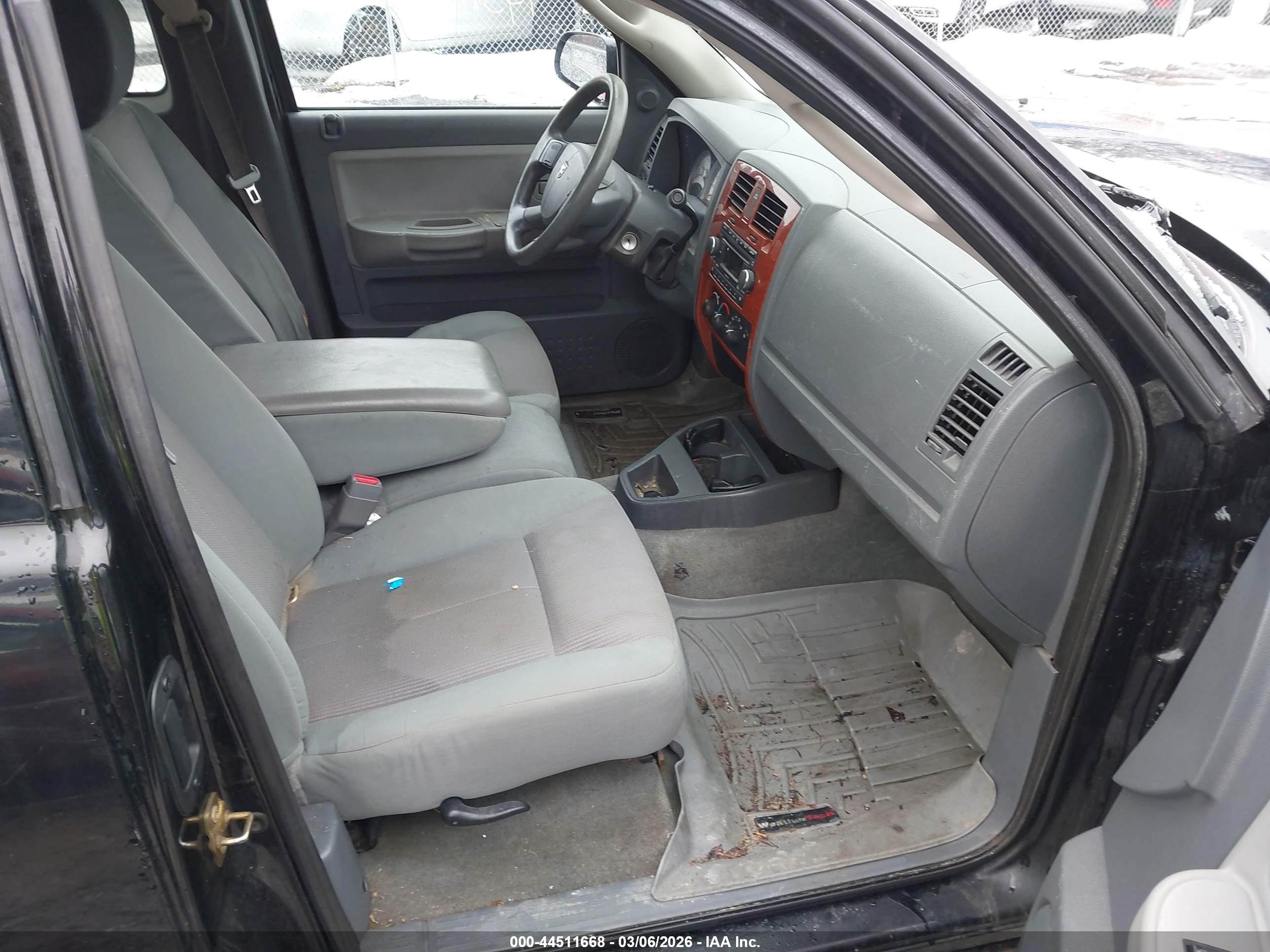DODGE DAKOTA image 5