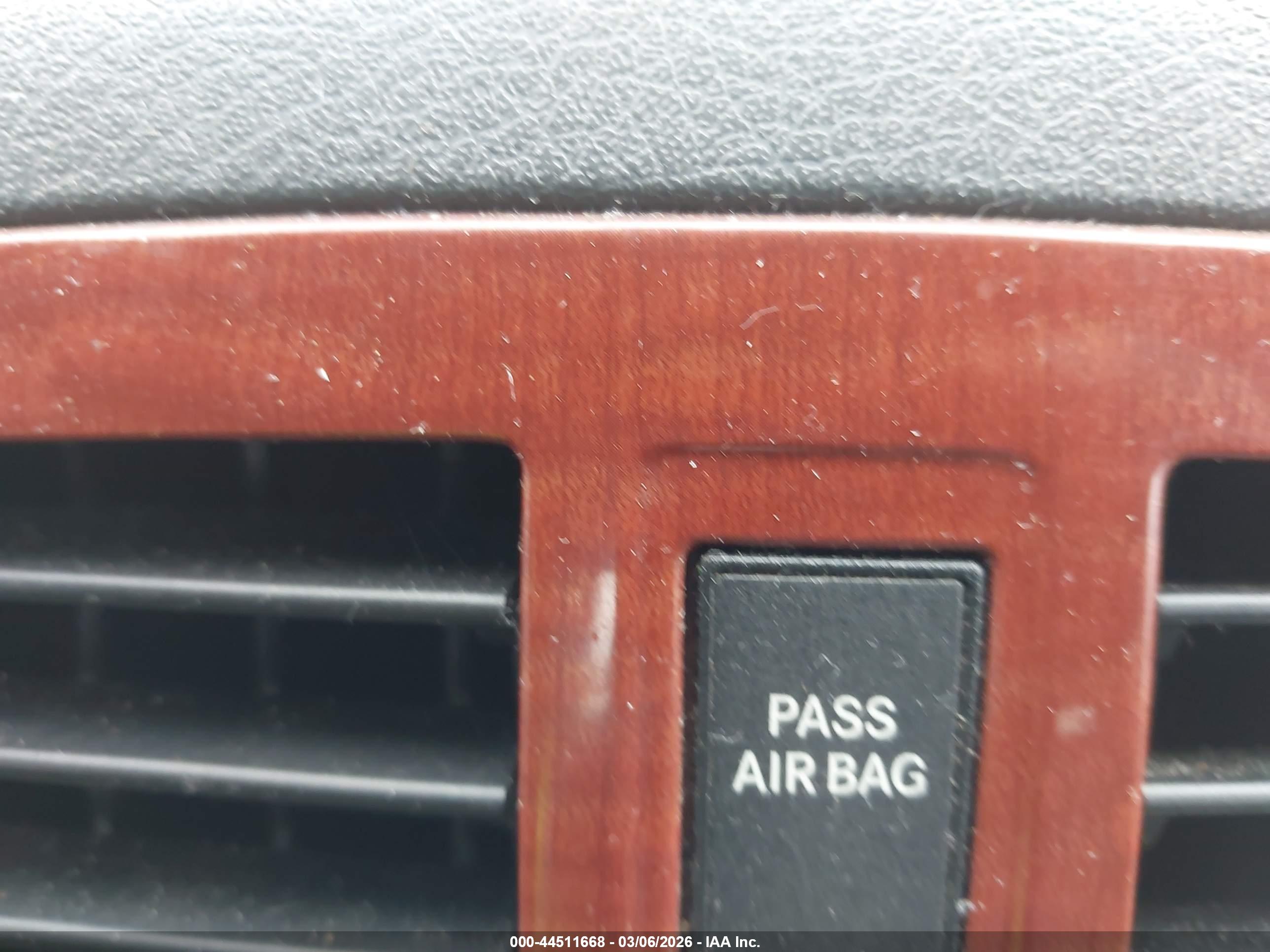 DODGE DAKOTA image 6