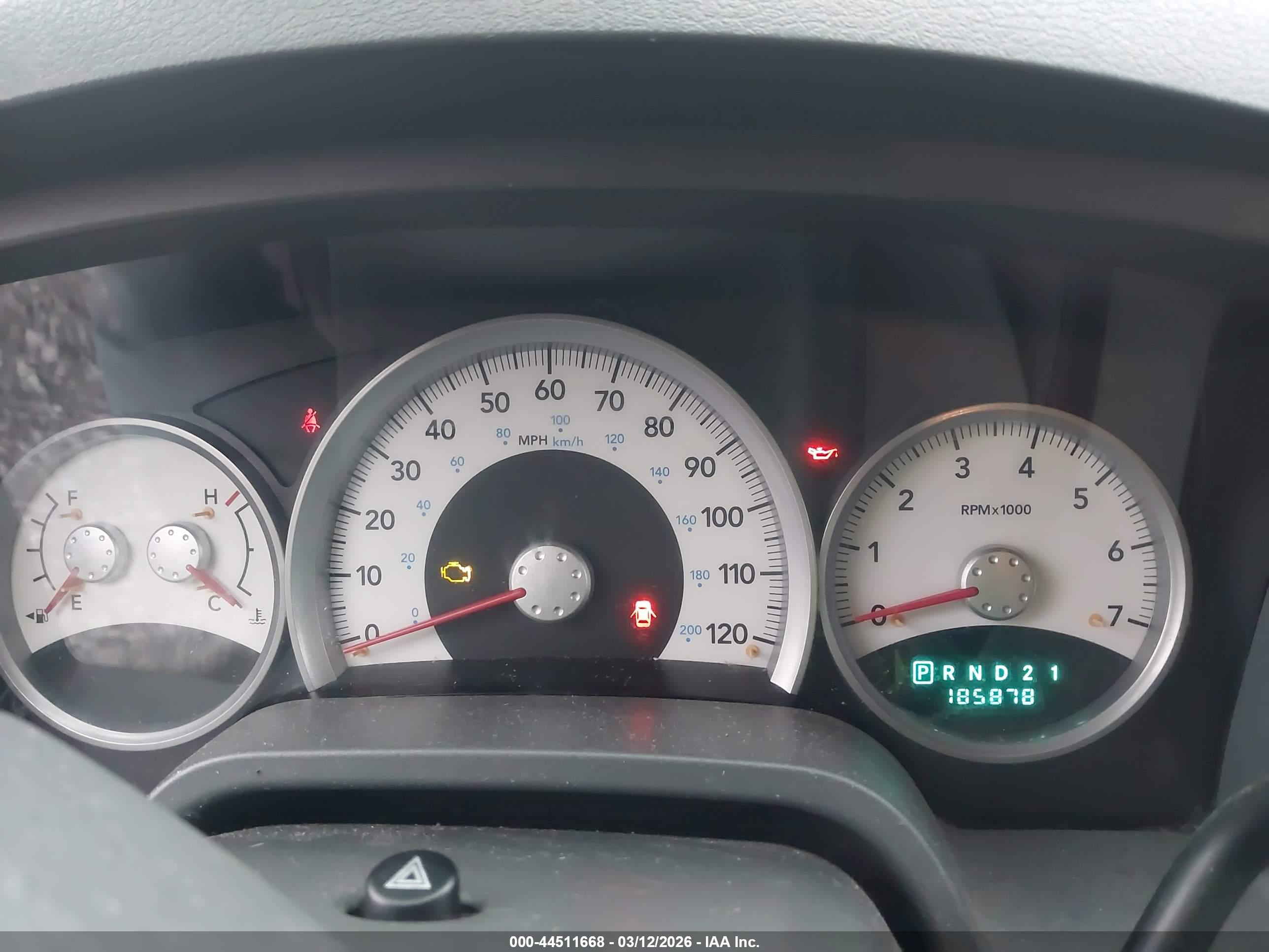 DODGE DAKOTA image 7