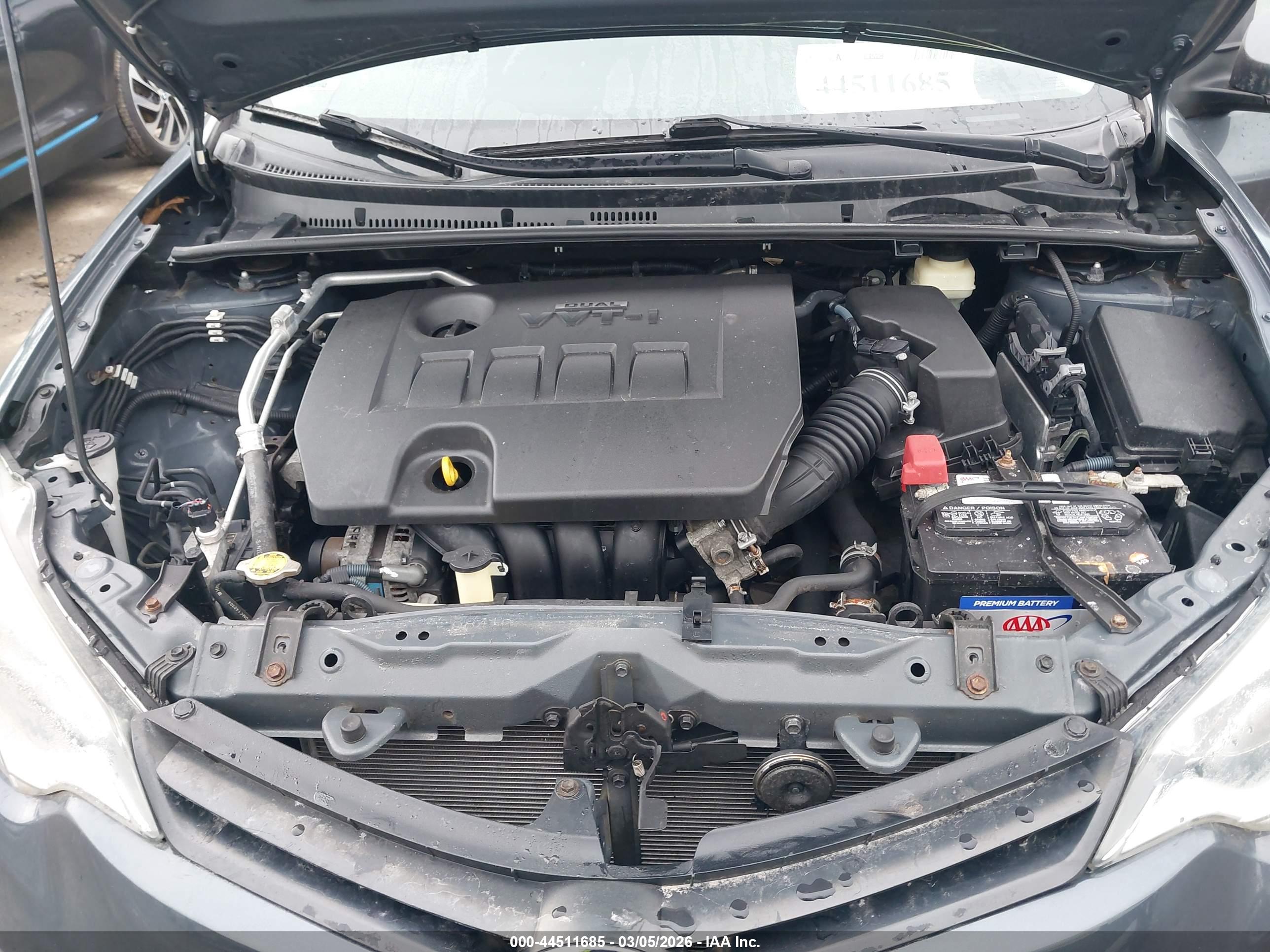 TOYOTA COROLLA image 10