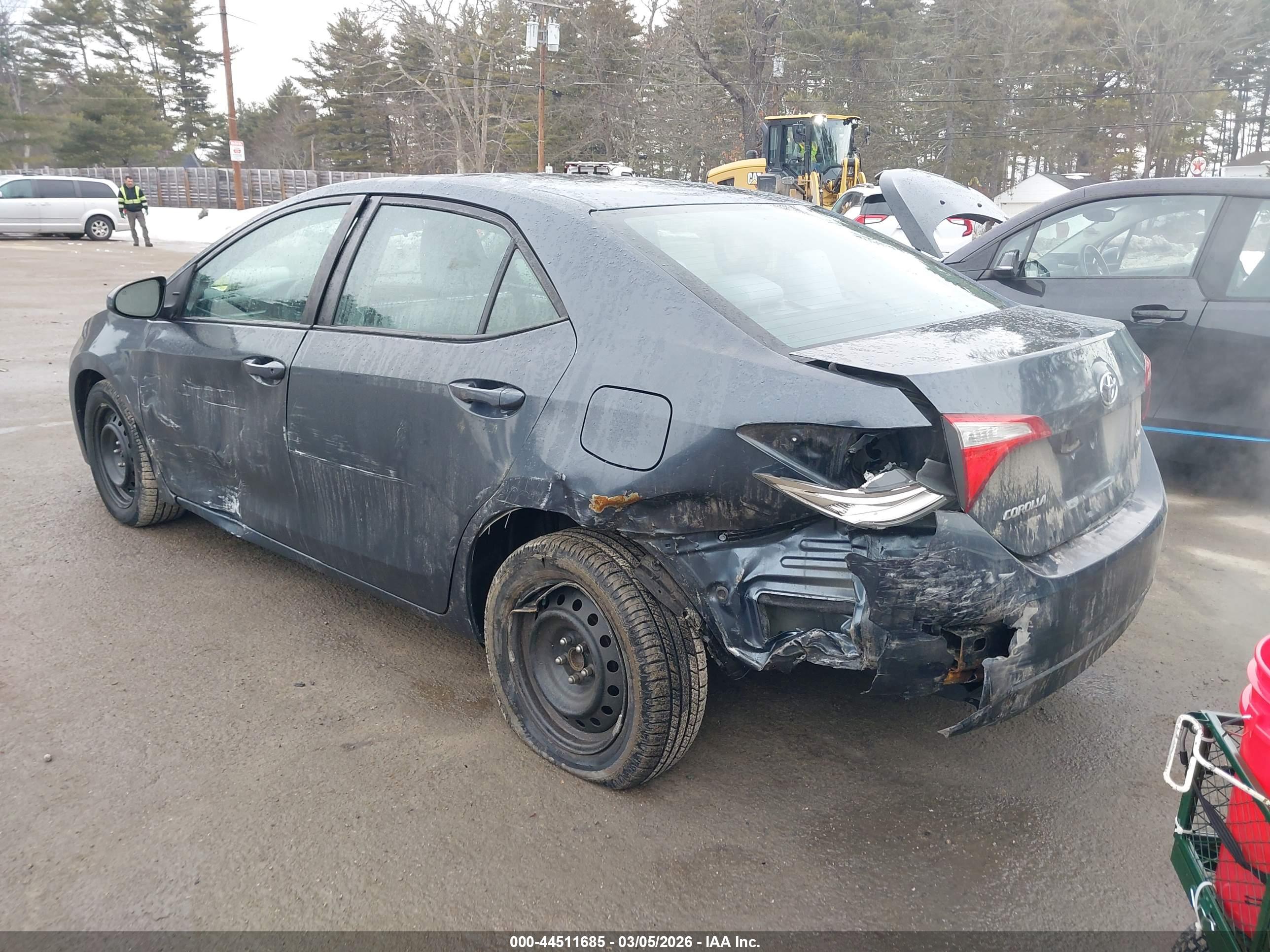 TOYOTA COROLLA image 3
