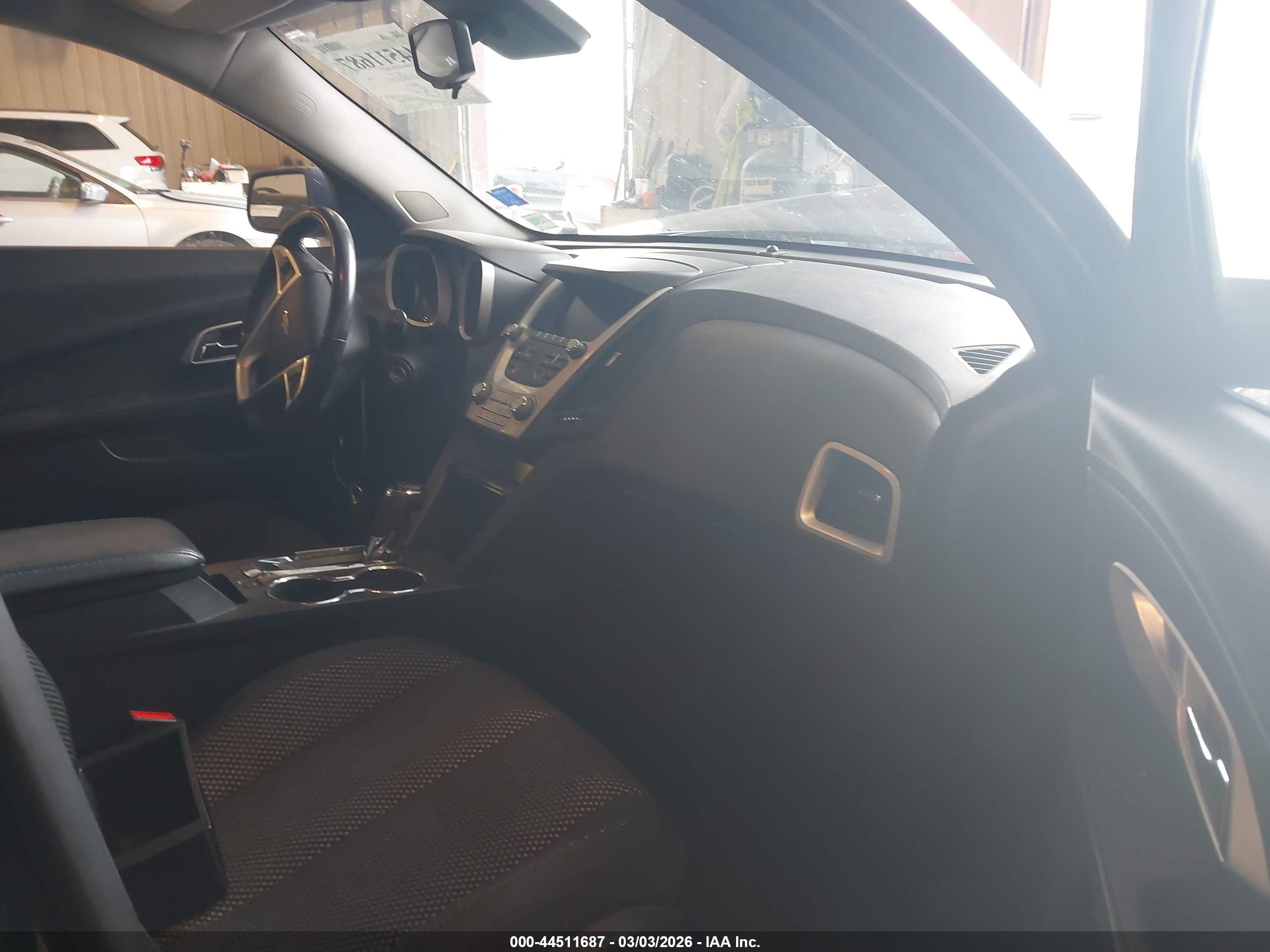 CHEVROLET EQUINOX image 5