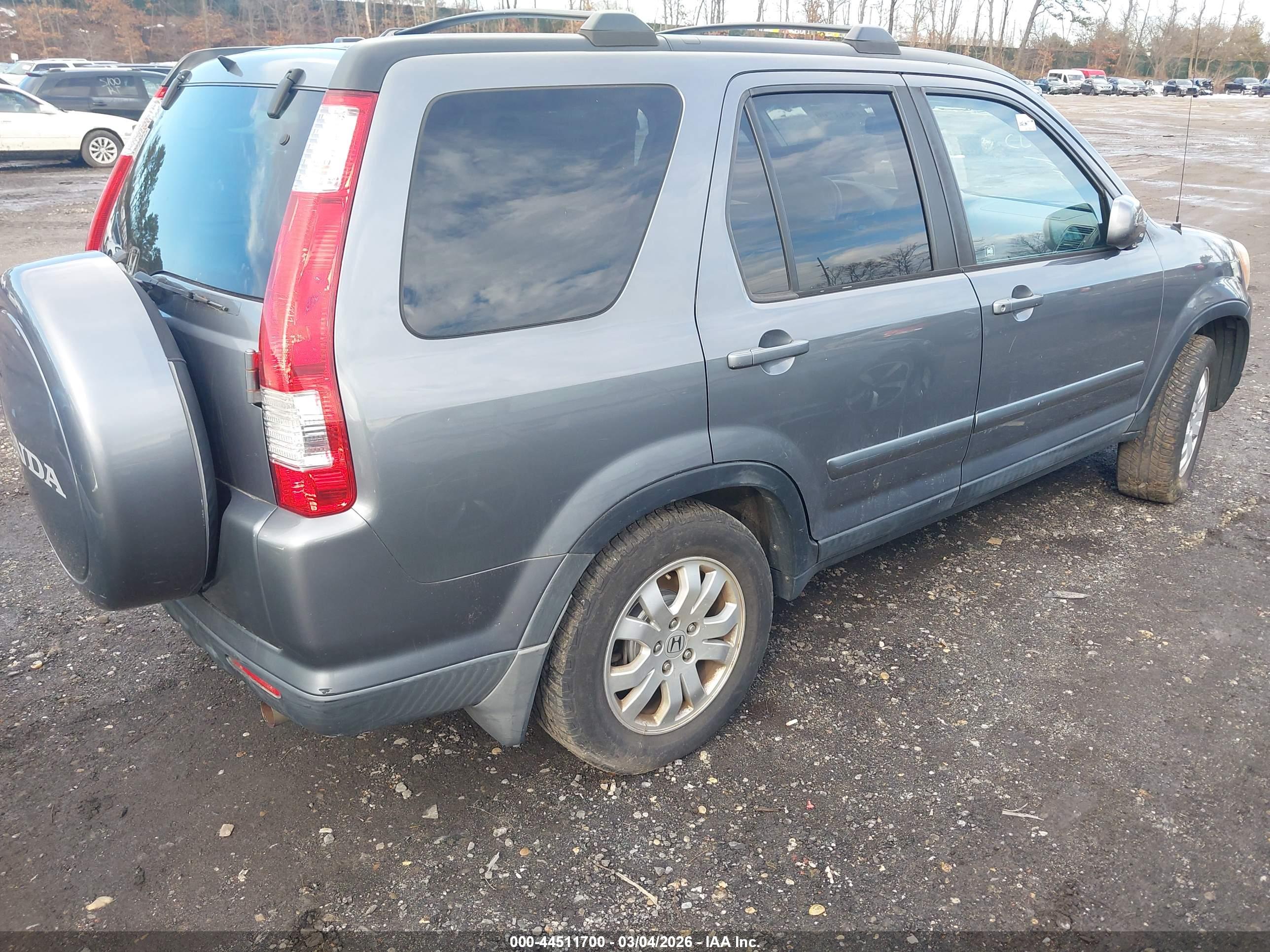 HONDA CR-V image 4