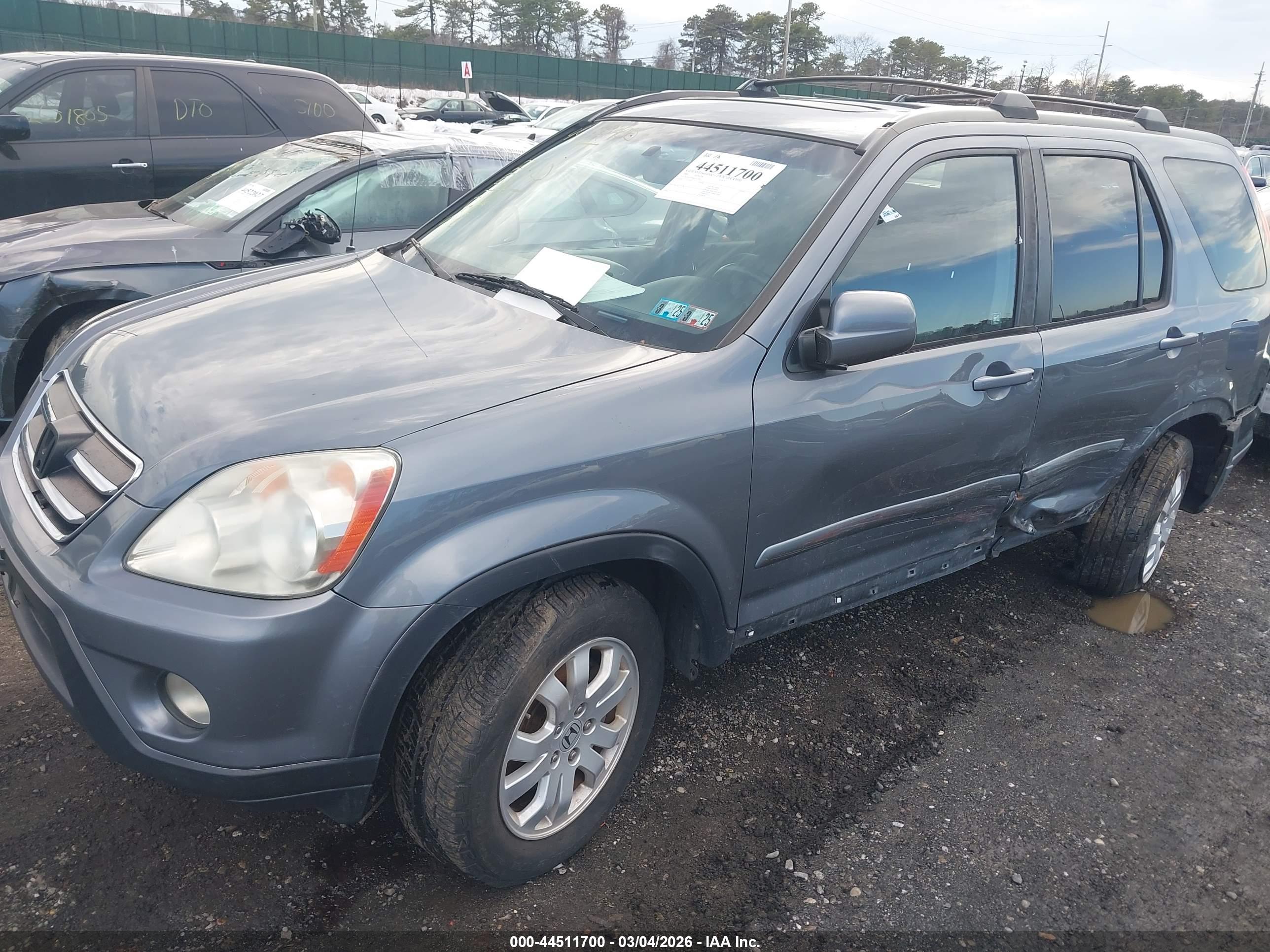 HONDA CR-V image 6