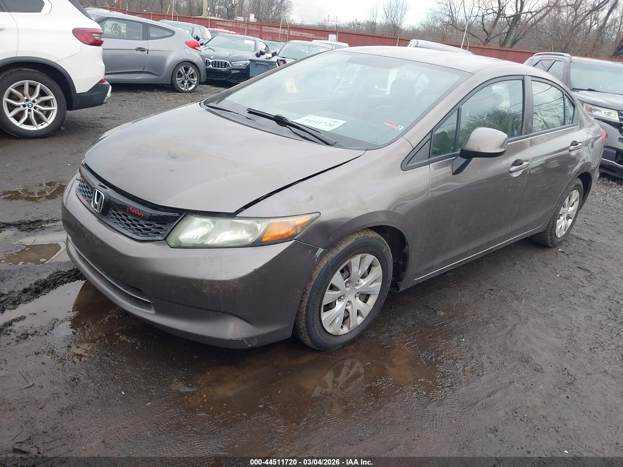 HONDA CIVIC image 2