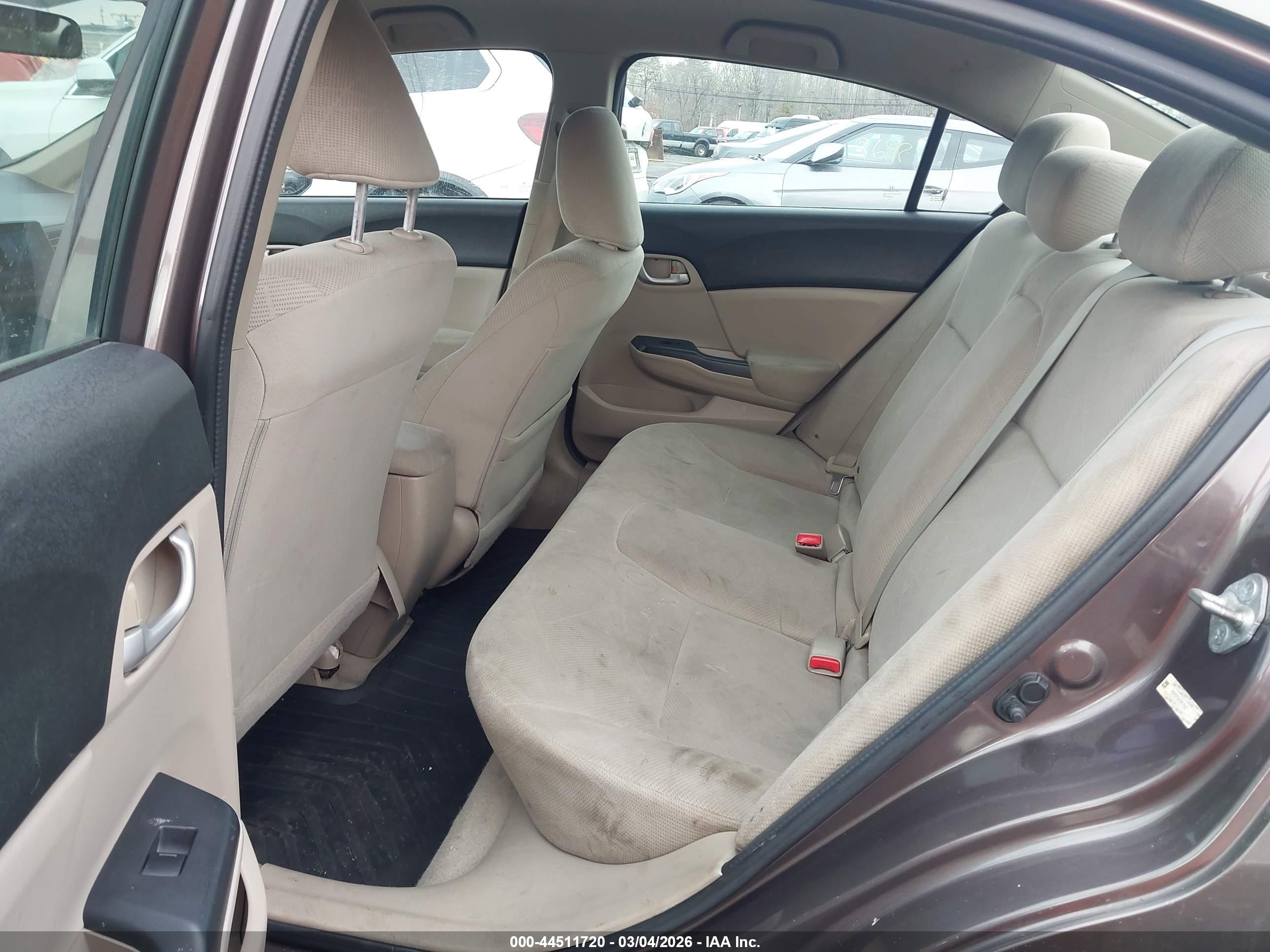 HONDA CIVIC image 8