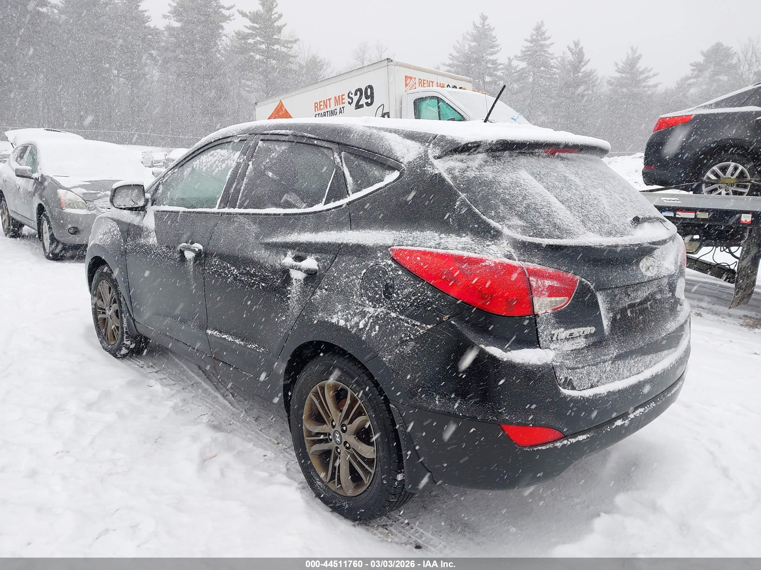 HYUNDAI TUCSON image 3