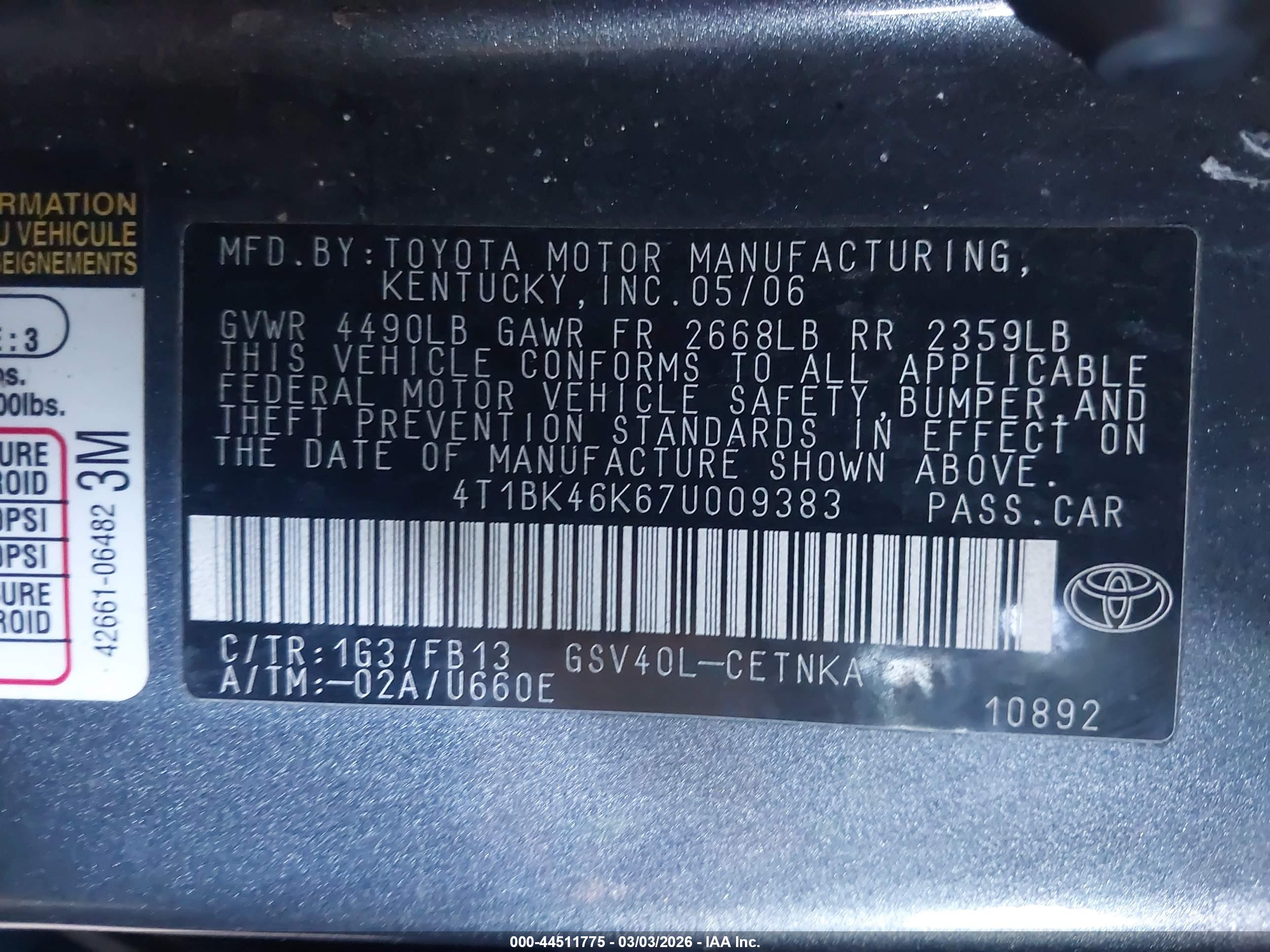 TOYOTA CAMRY image 9
