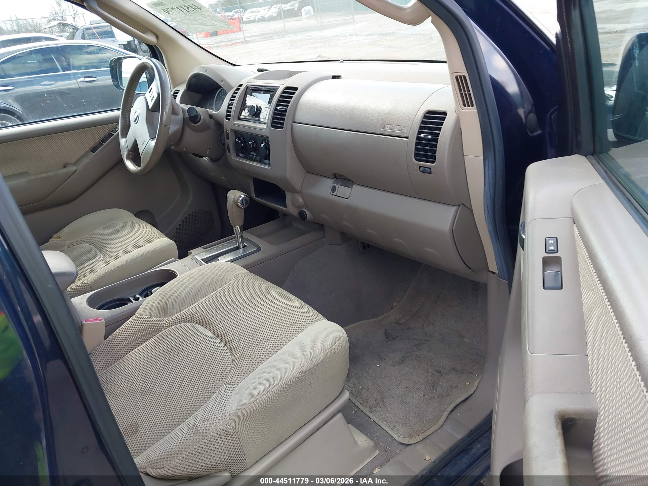 NISSAN FRONTIER image 5