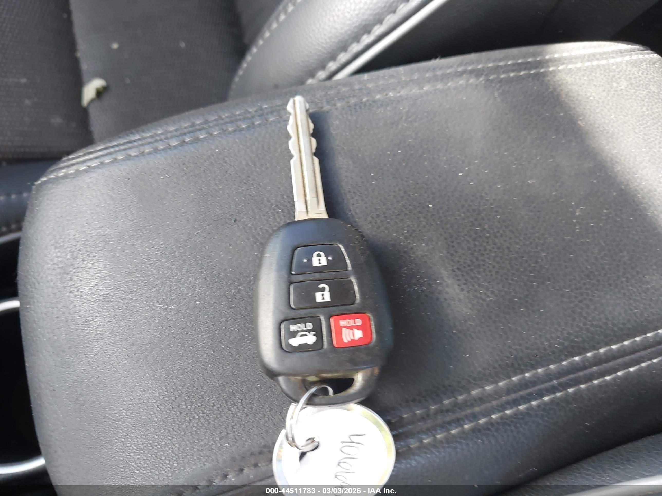 TOYOTA COROLLA image 11