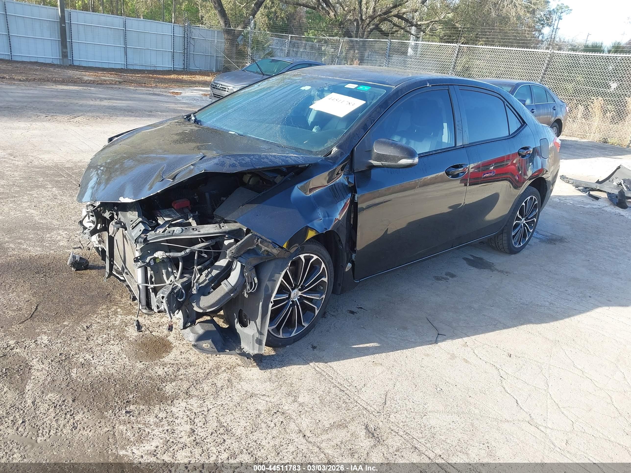 TOYOTA COROLLA image 2