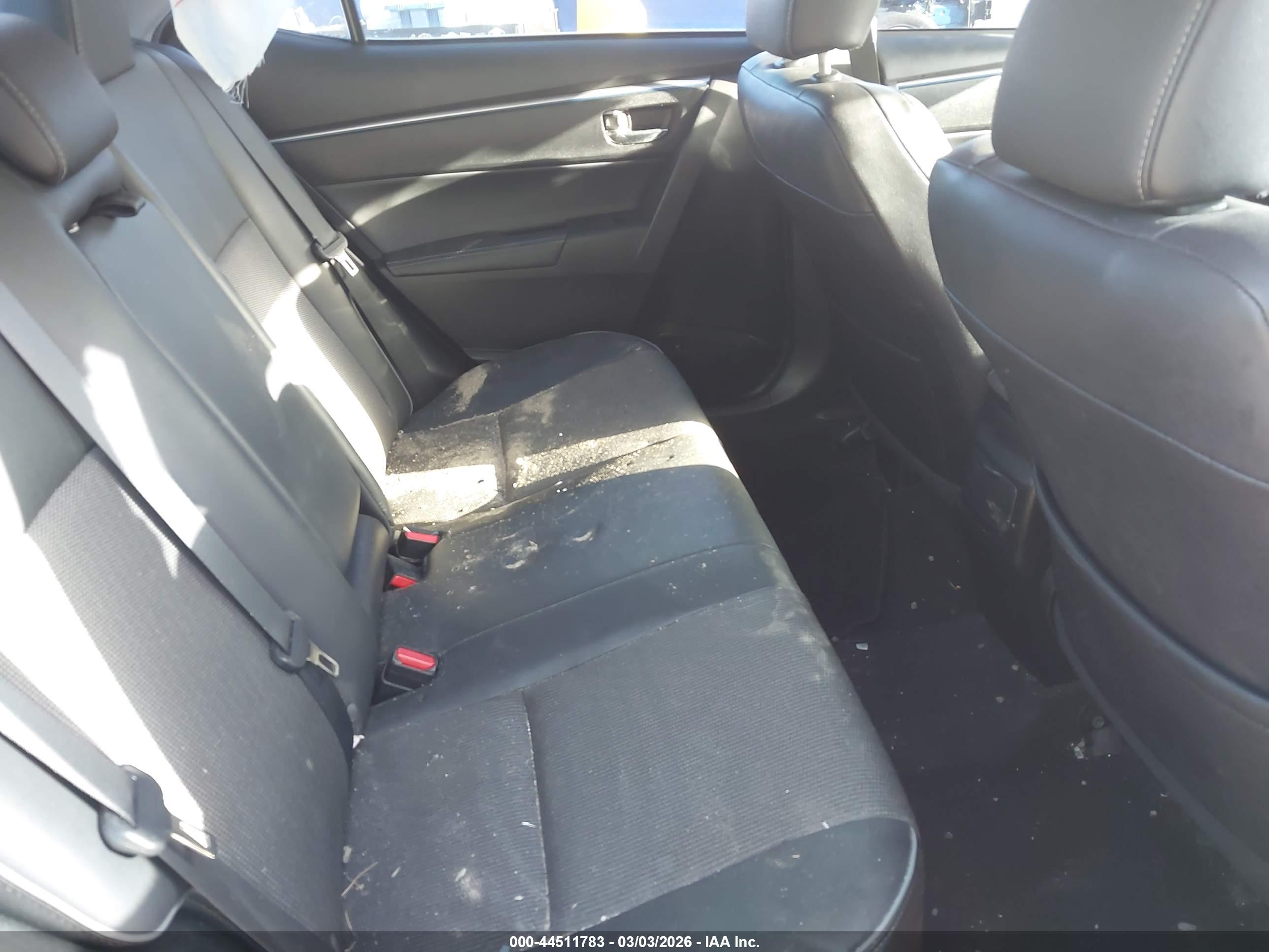 TOYOTA COROLLA image 8