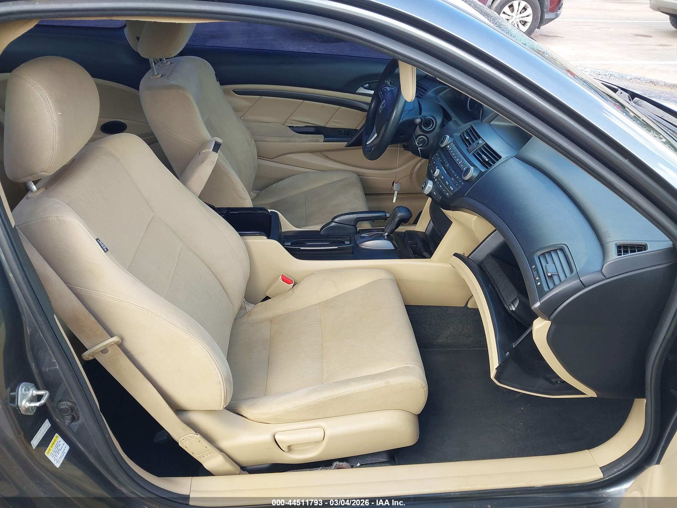 HONDA ACCORD image 5