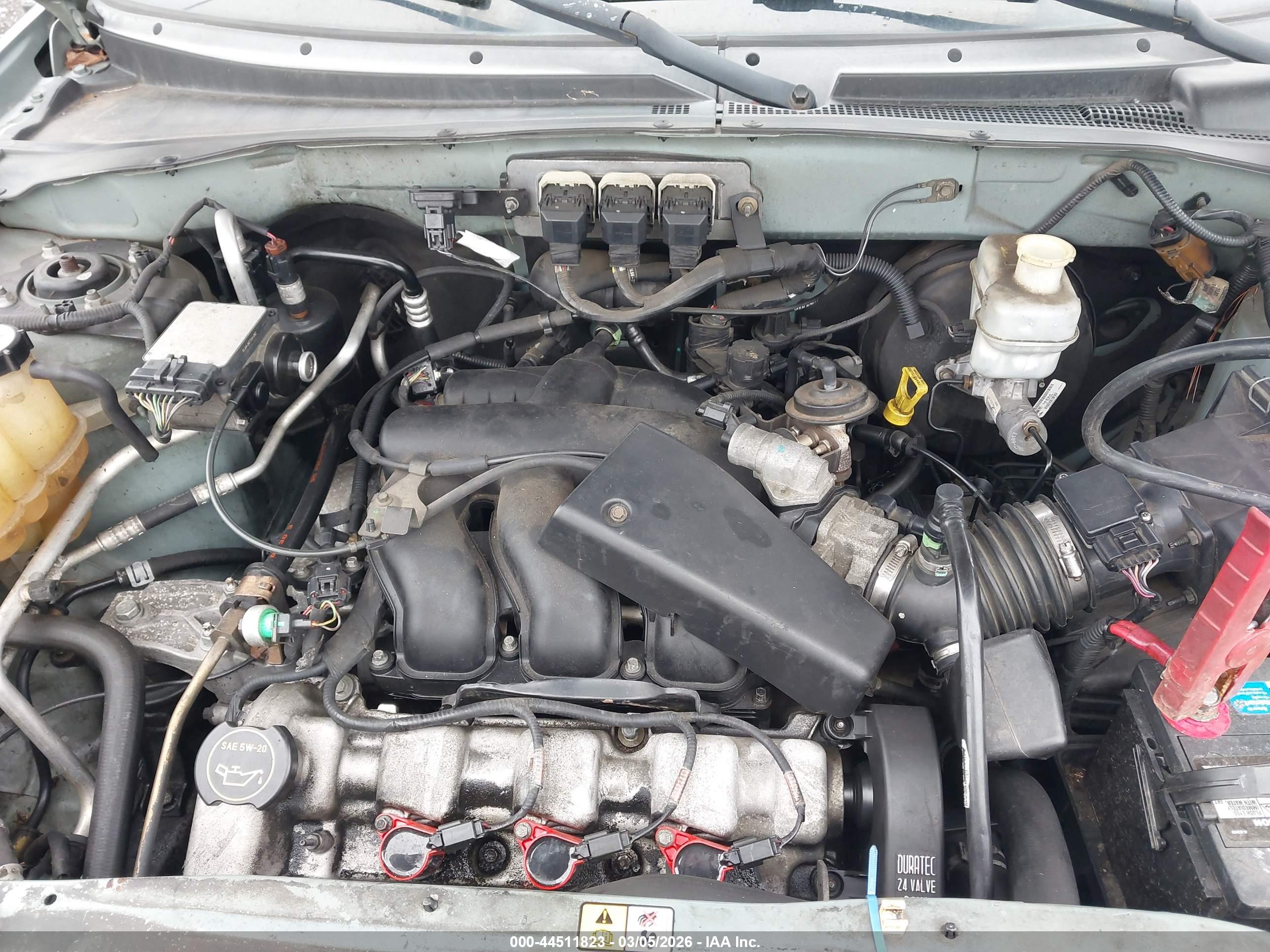 FORD ESCAPE image 10