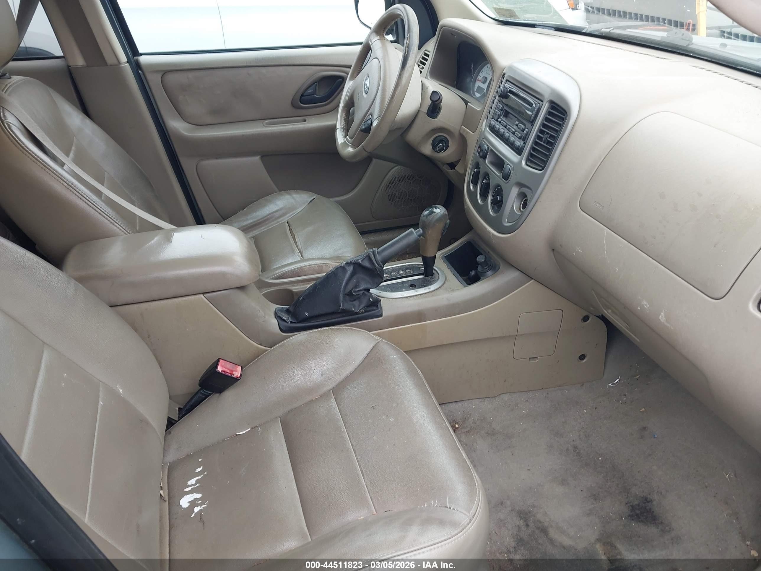 FORD ESCAPE image 5