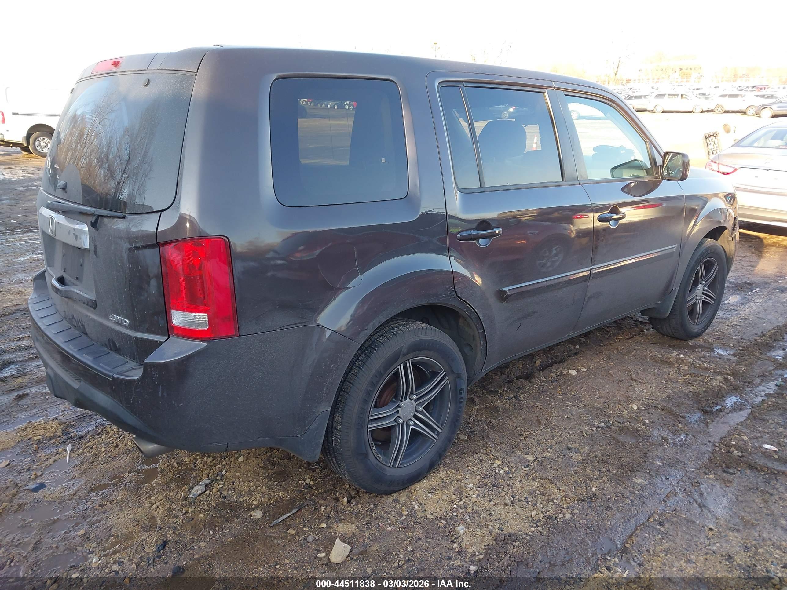 HONDA PILOT image 4