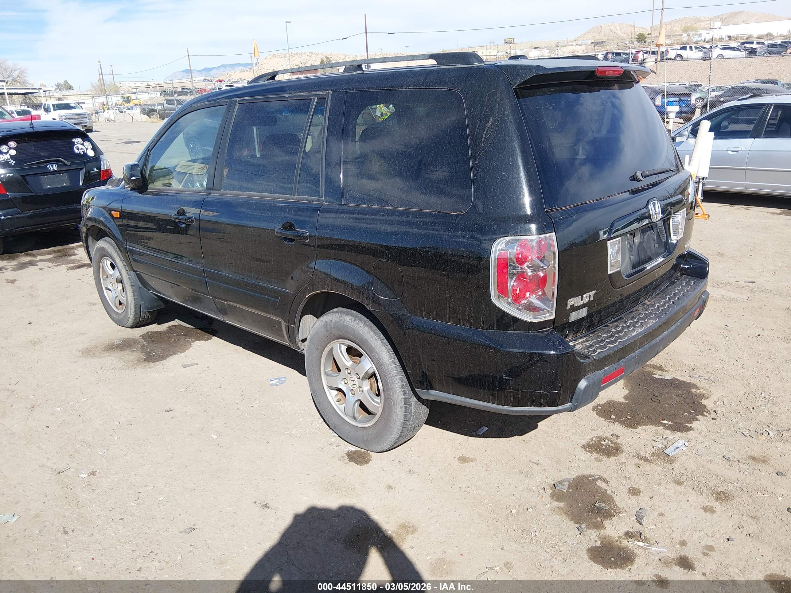 HONDA PILOT image 3