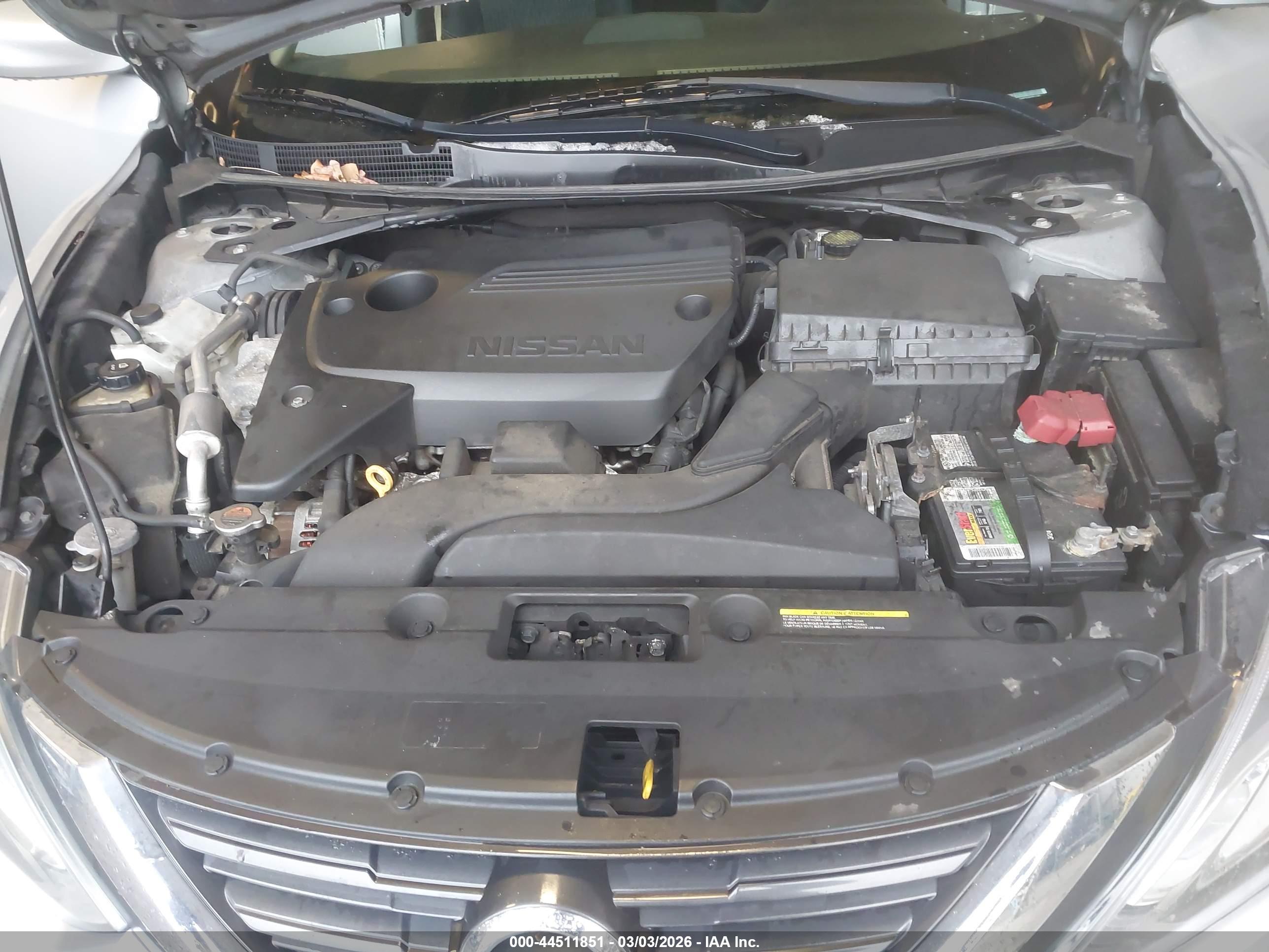 NISSAN ALTIMA image 10