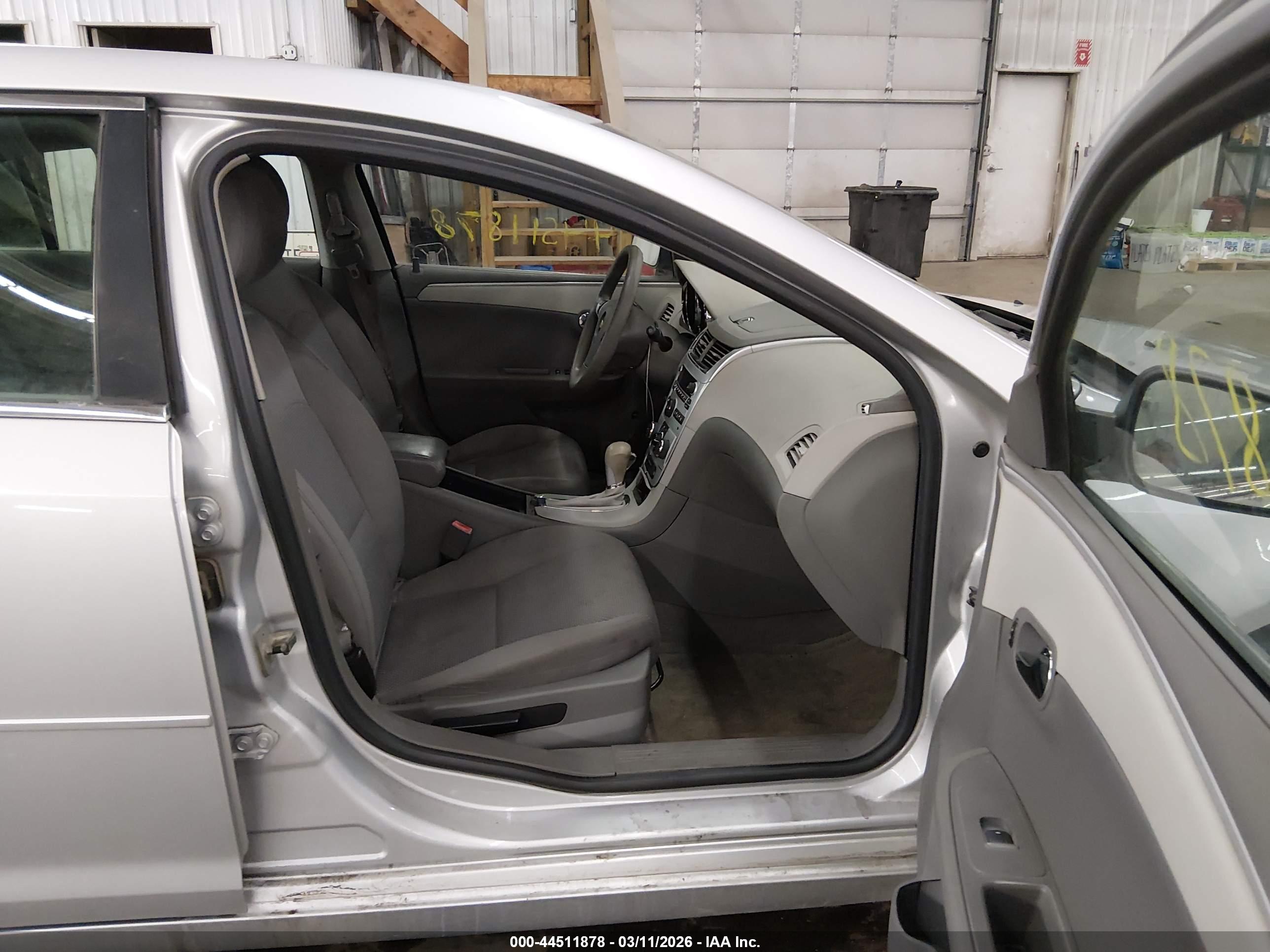 CHEVROLET MALIBU image 5