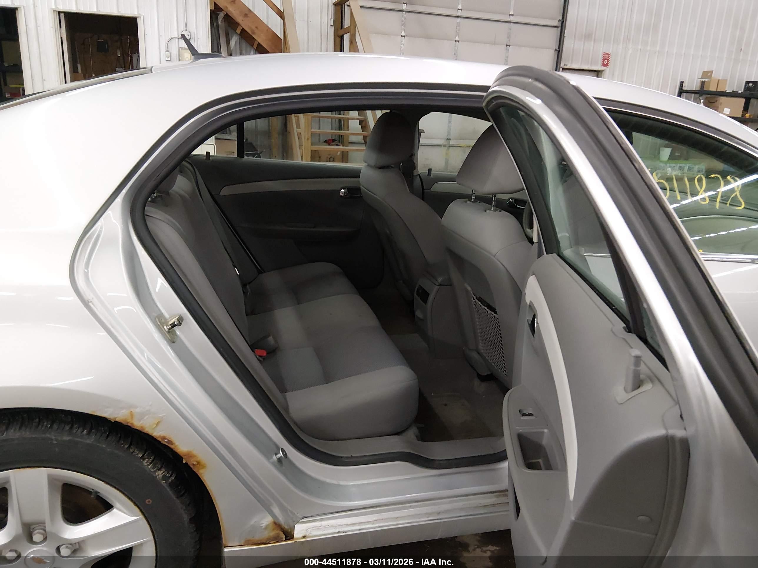 CHEVROLET MALIBU image 8