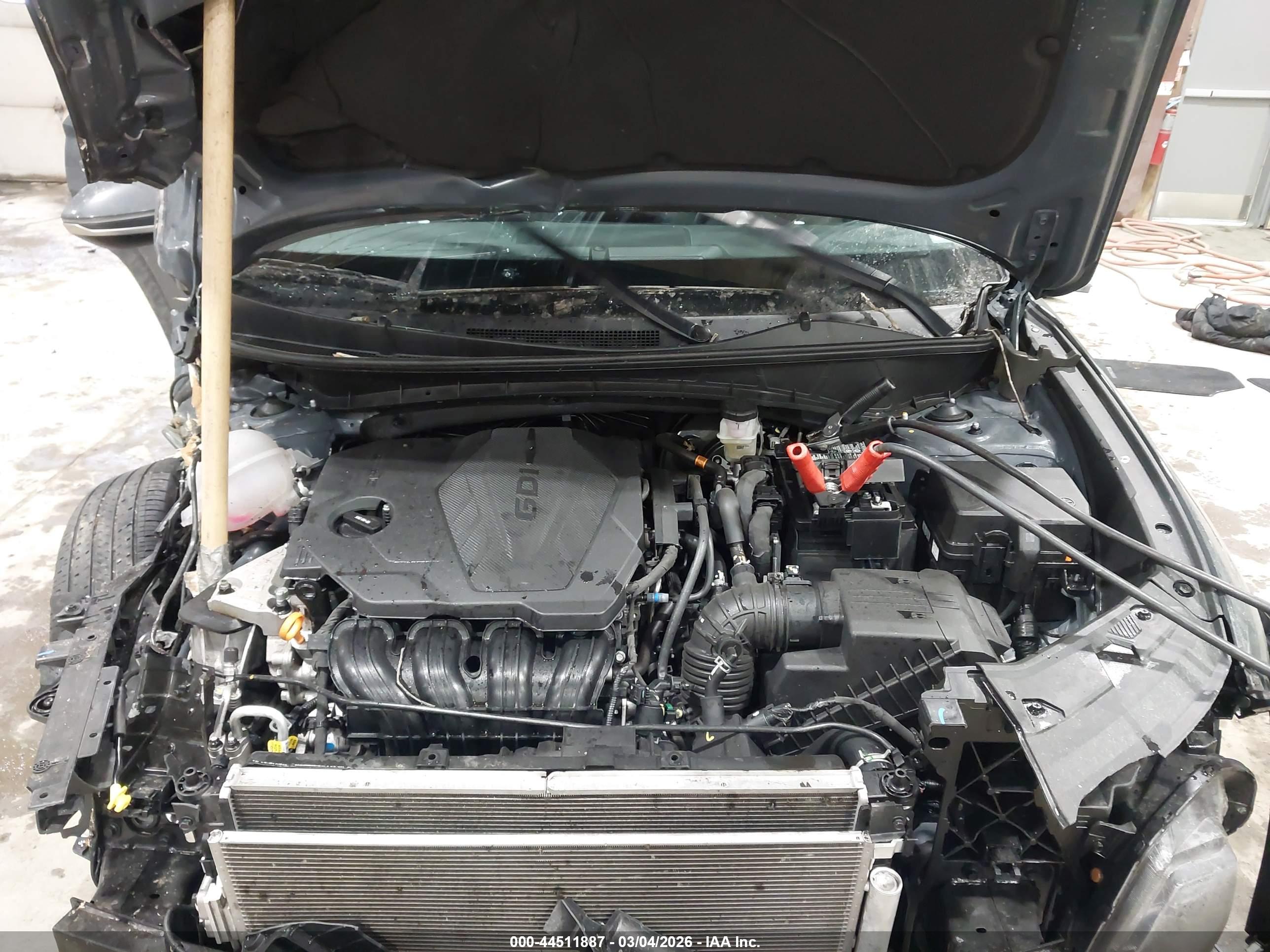 HYUNDAI TUCSON image 10
