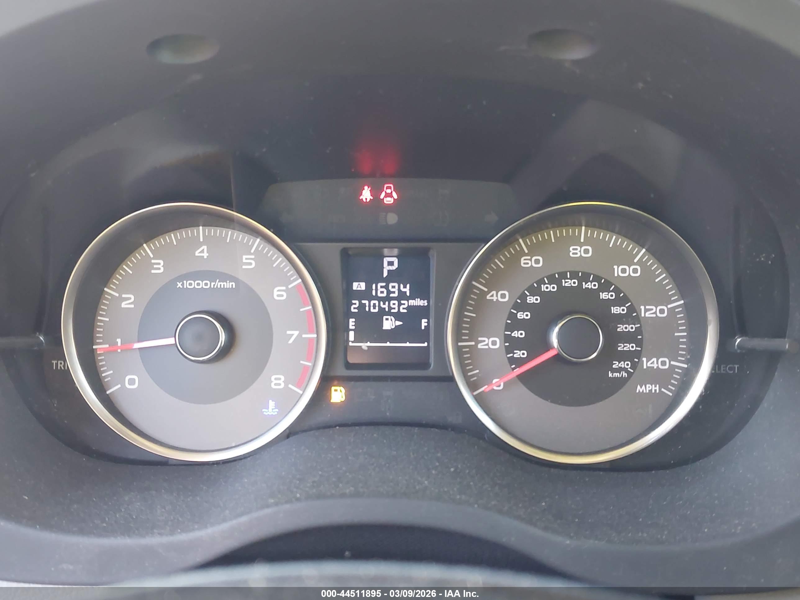 SUBARU FORESTER image 7