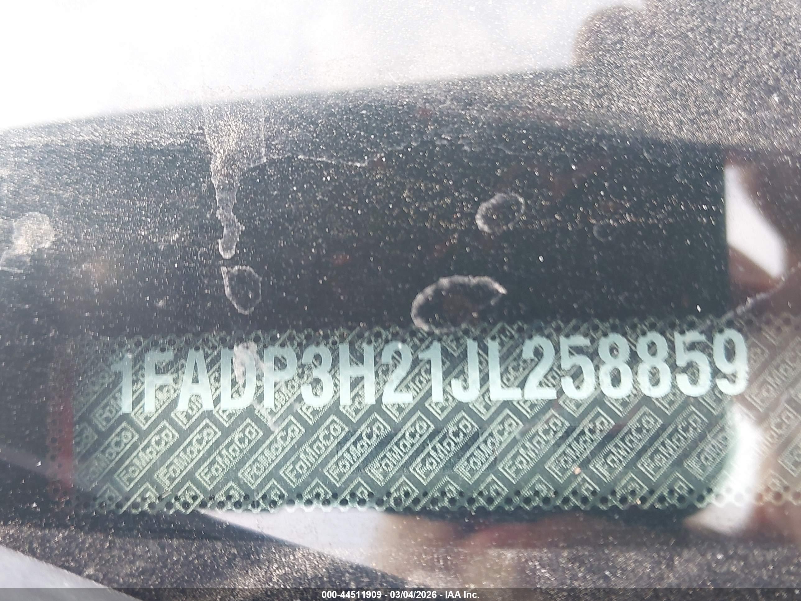 FORD FOCUS image 9