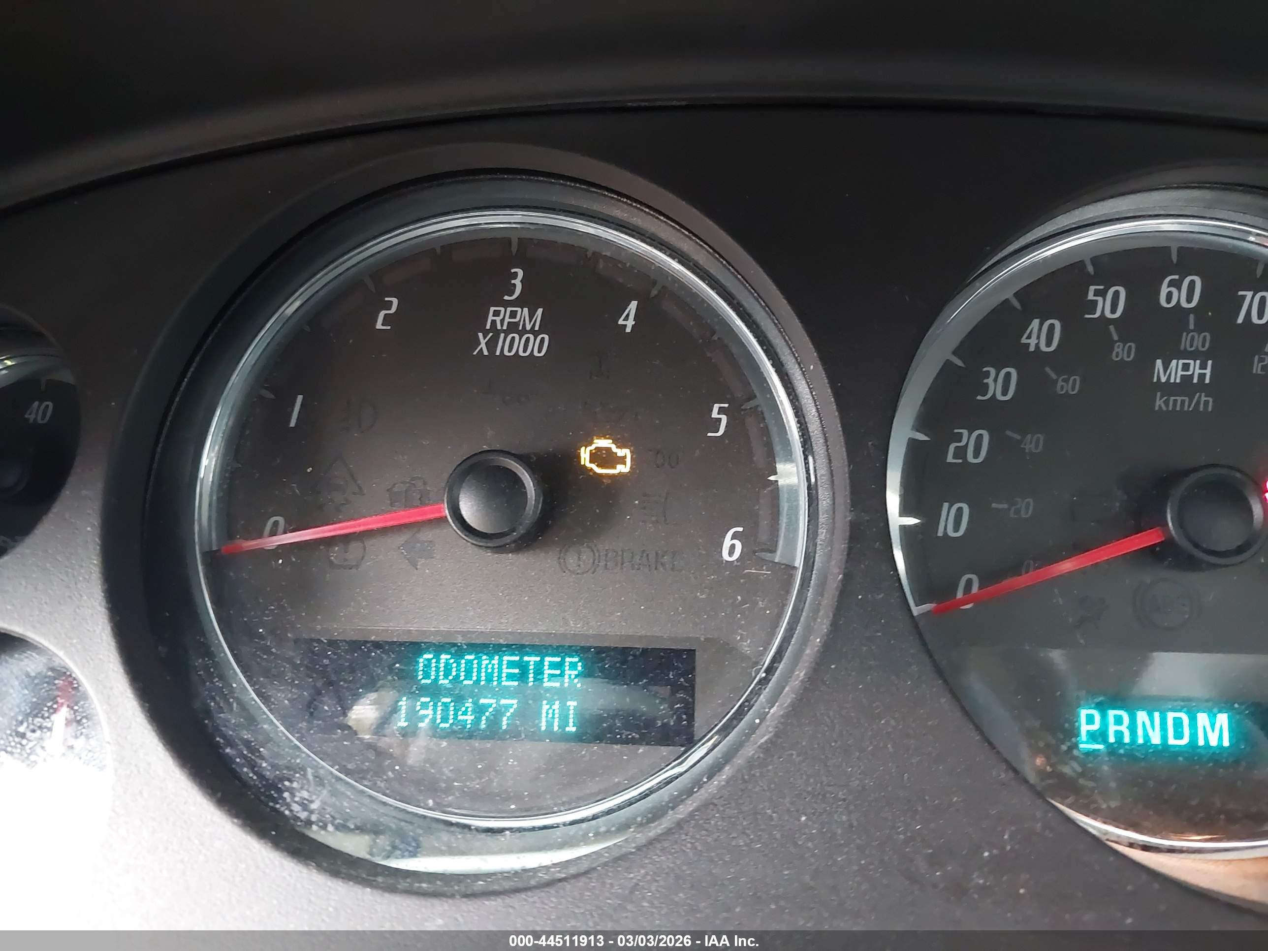 GMC YUKON image 7