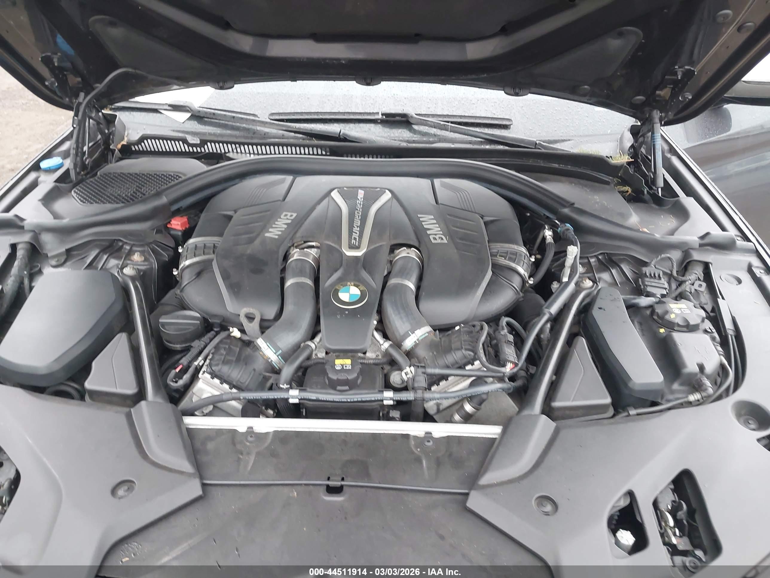 BMW M550I image 10