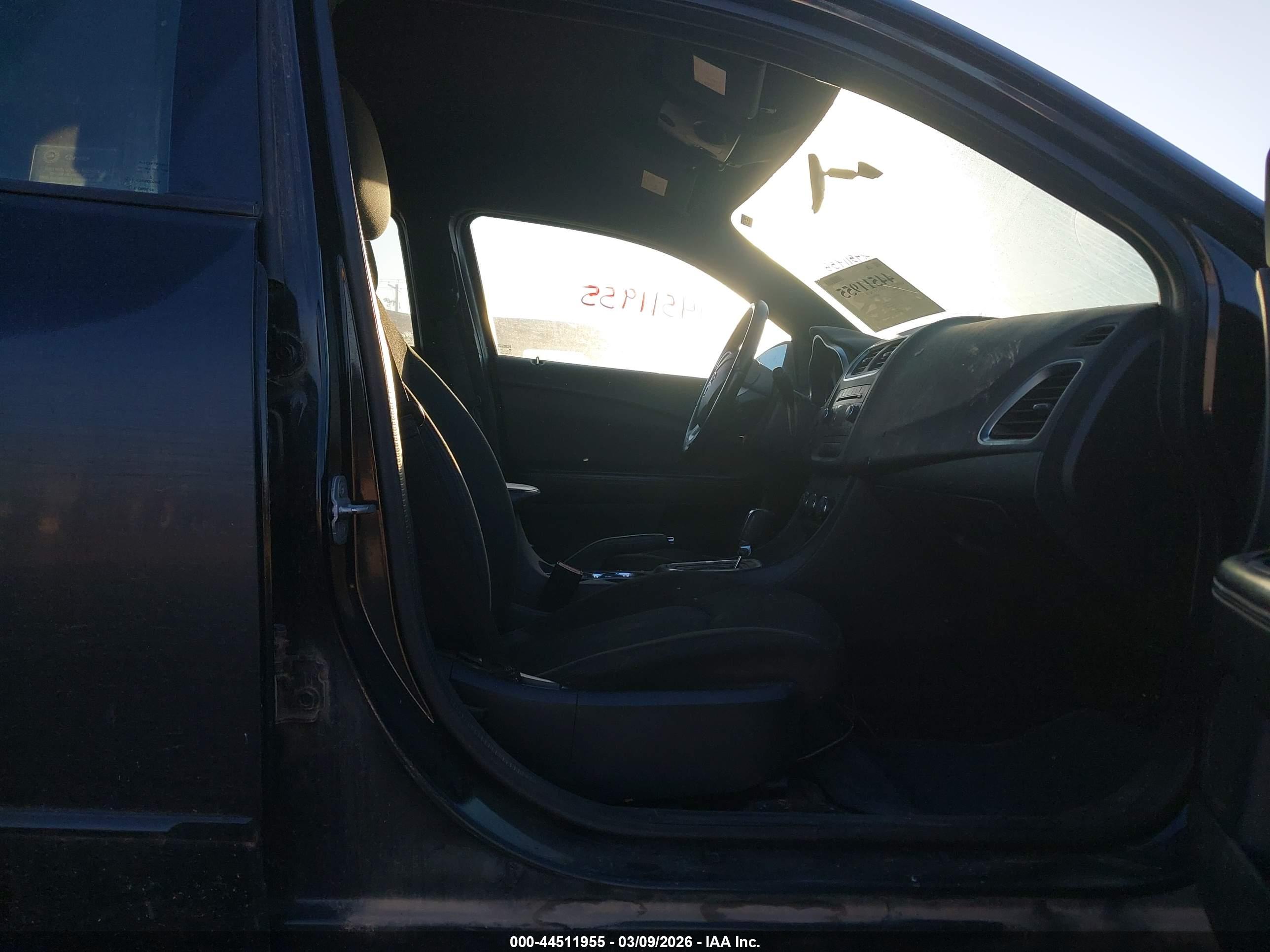 DODGE AVENGER image 5